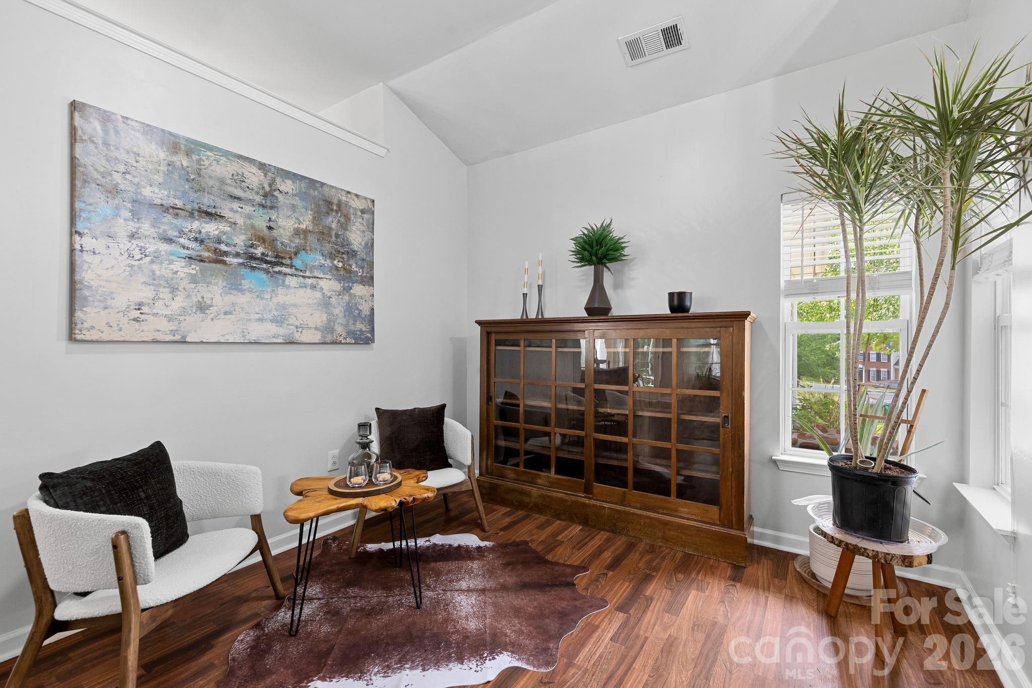 4002 Canbury Court — Charlotte