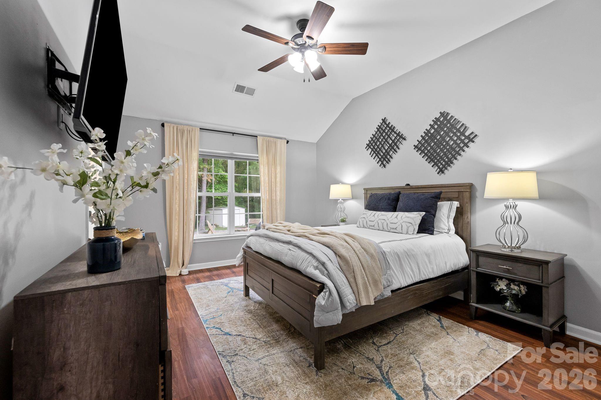 4002 Canbury Court — Charlotte