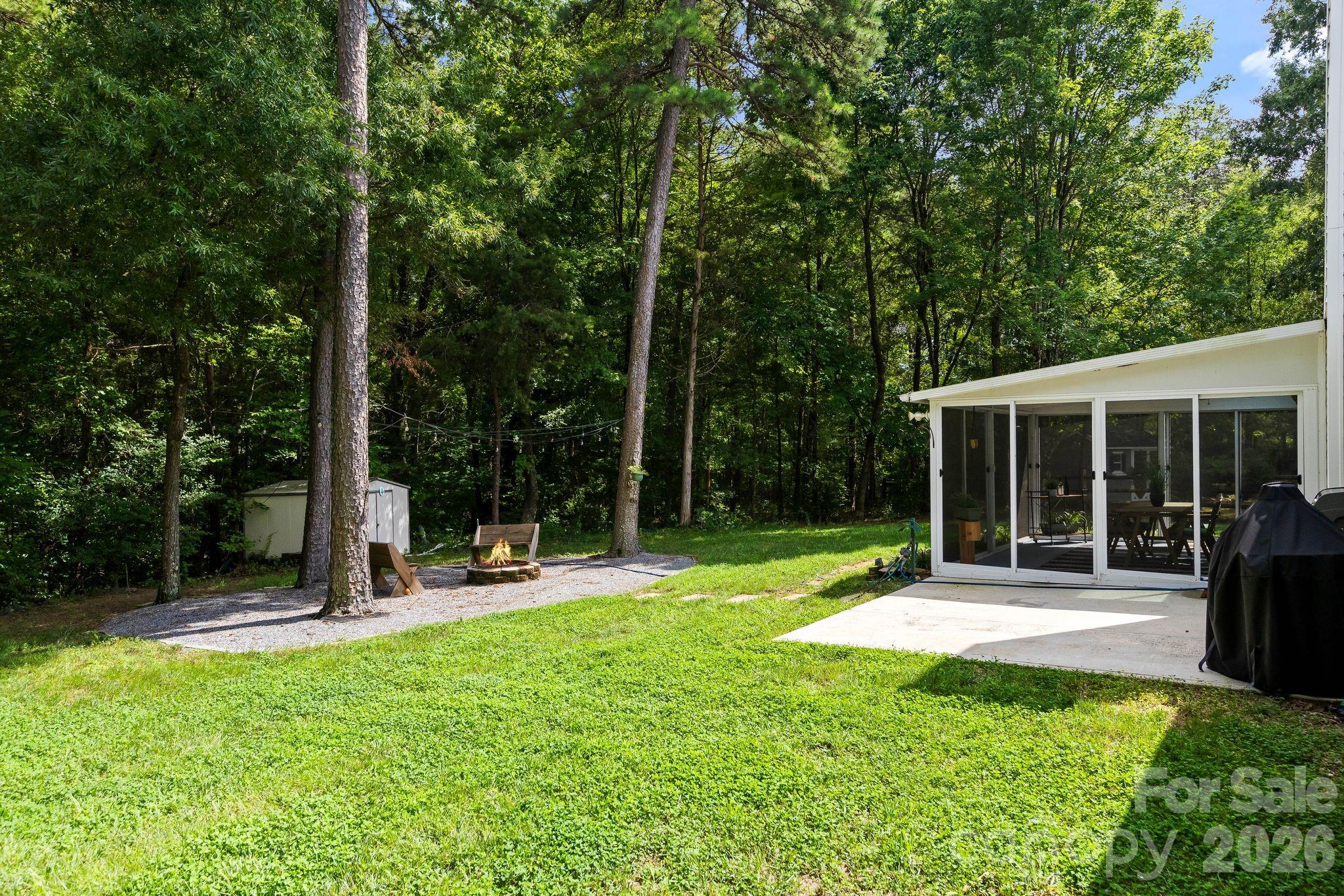 4002 Canbury Court — Charlotte