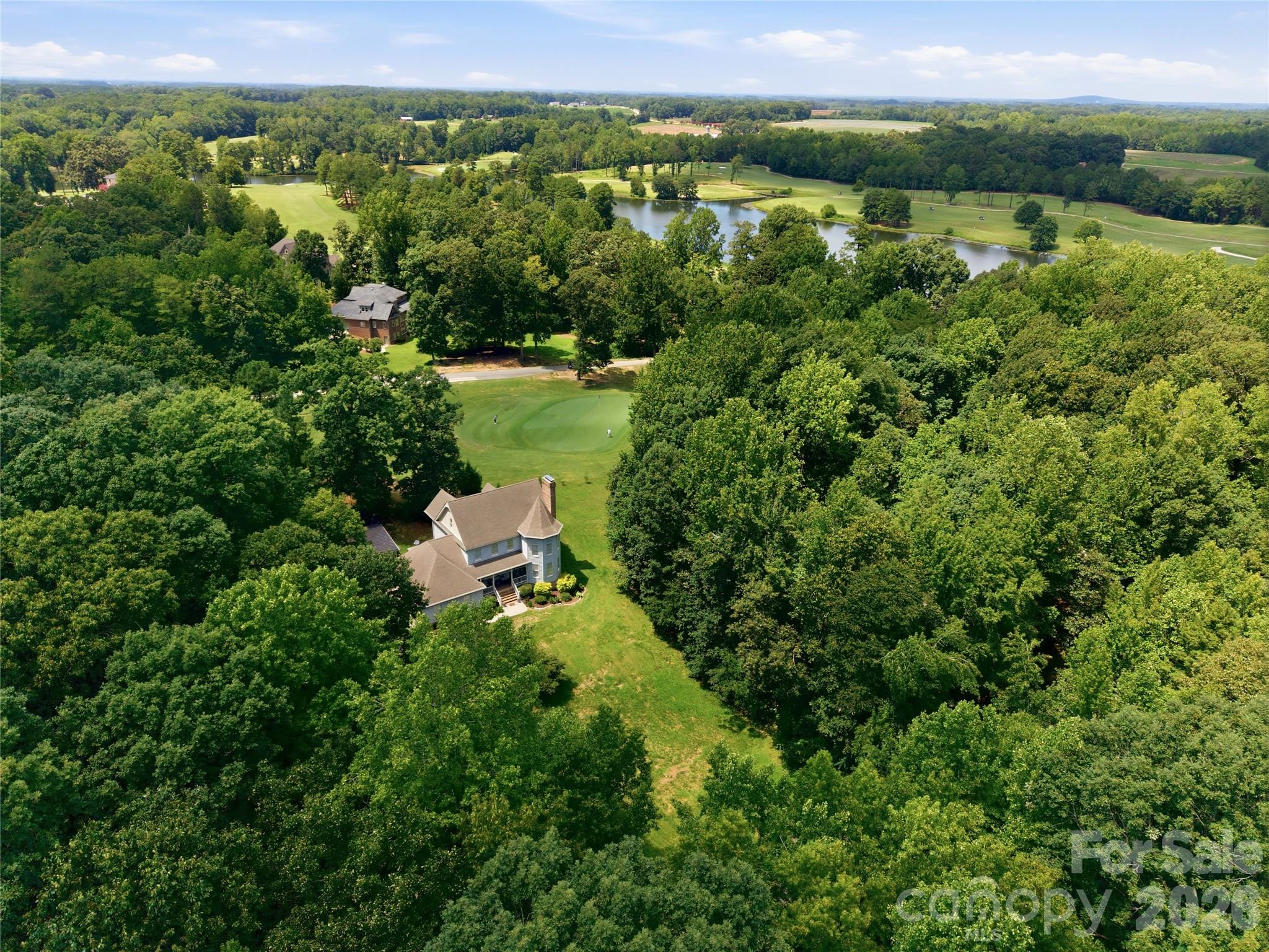 132 Chippewa Trail — China Grove