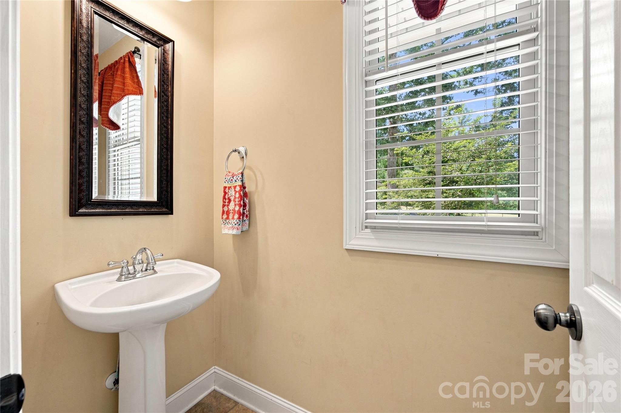 132 Chippewa Trail — China Grove
