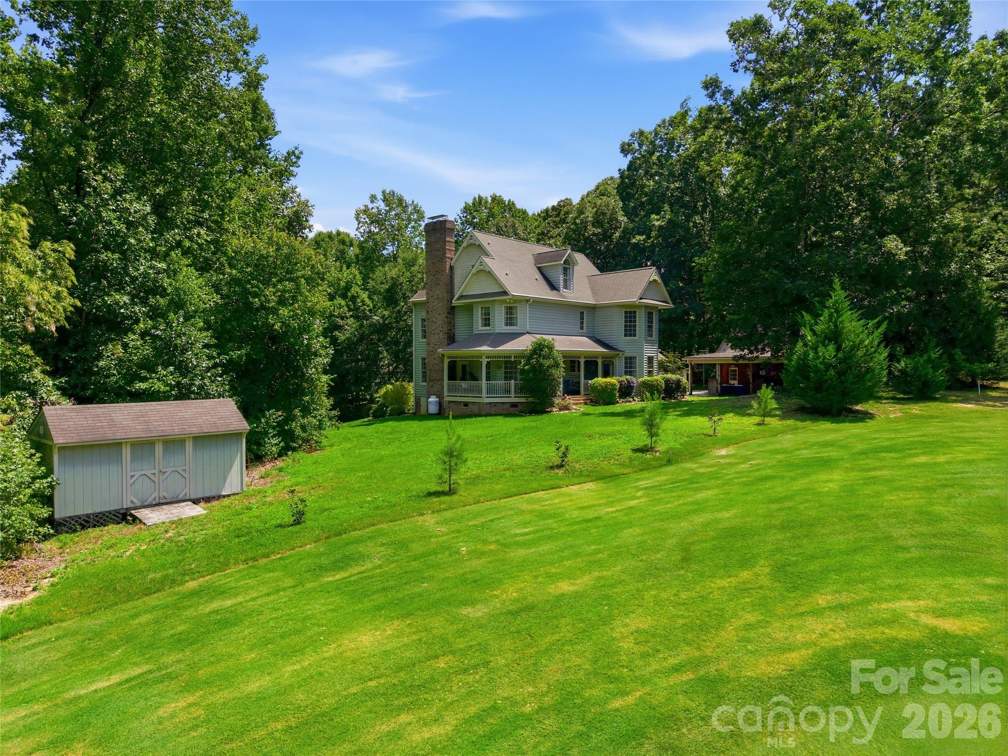 132 Chippewa Trail — China Grove