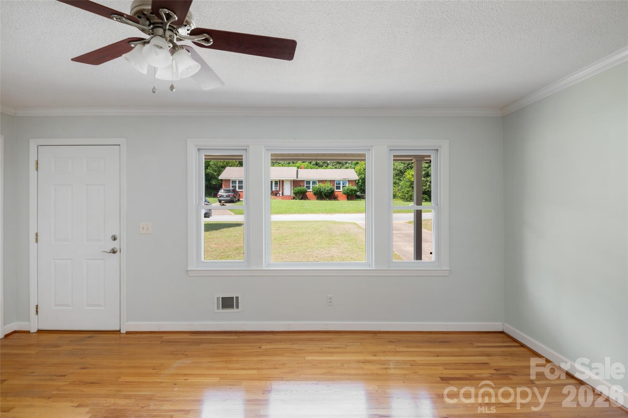 5426 Oakcrest Road — Sumter