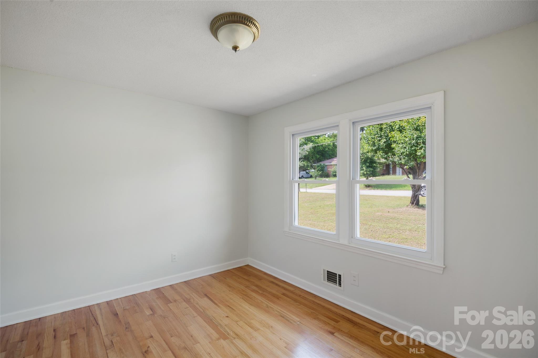 5426 Oakcrest Road — Sumter