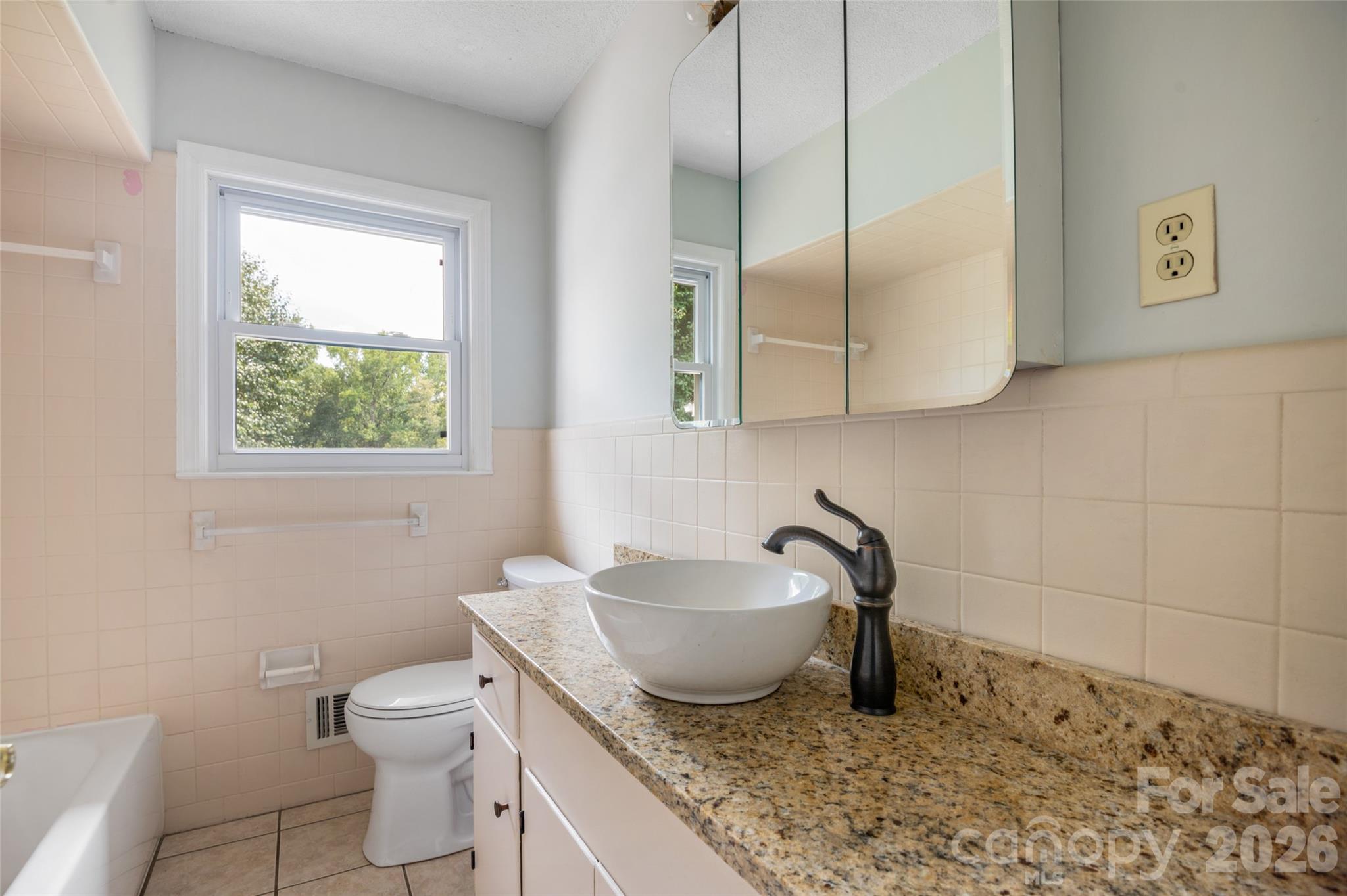 5426 Oakcrest Road — Sumter