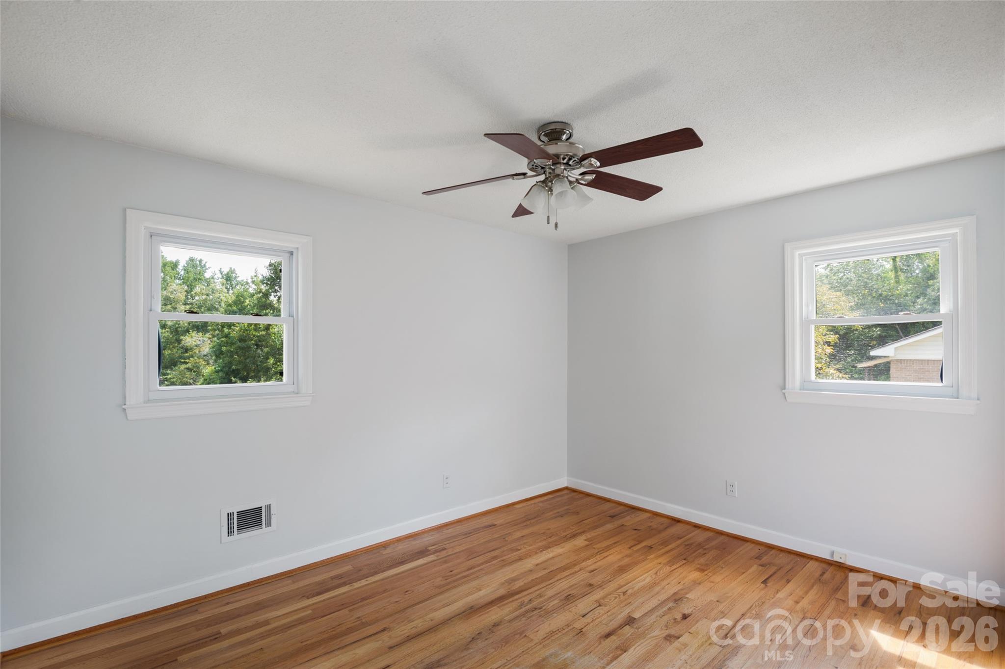 5426 Oakcrest Road — Sumter
