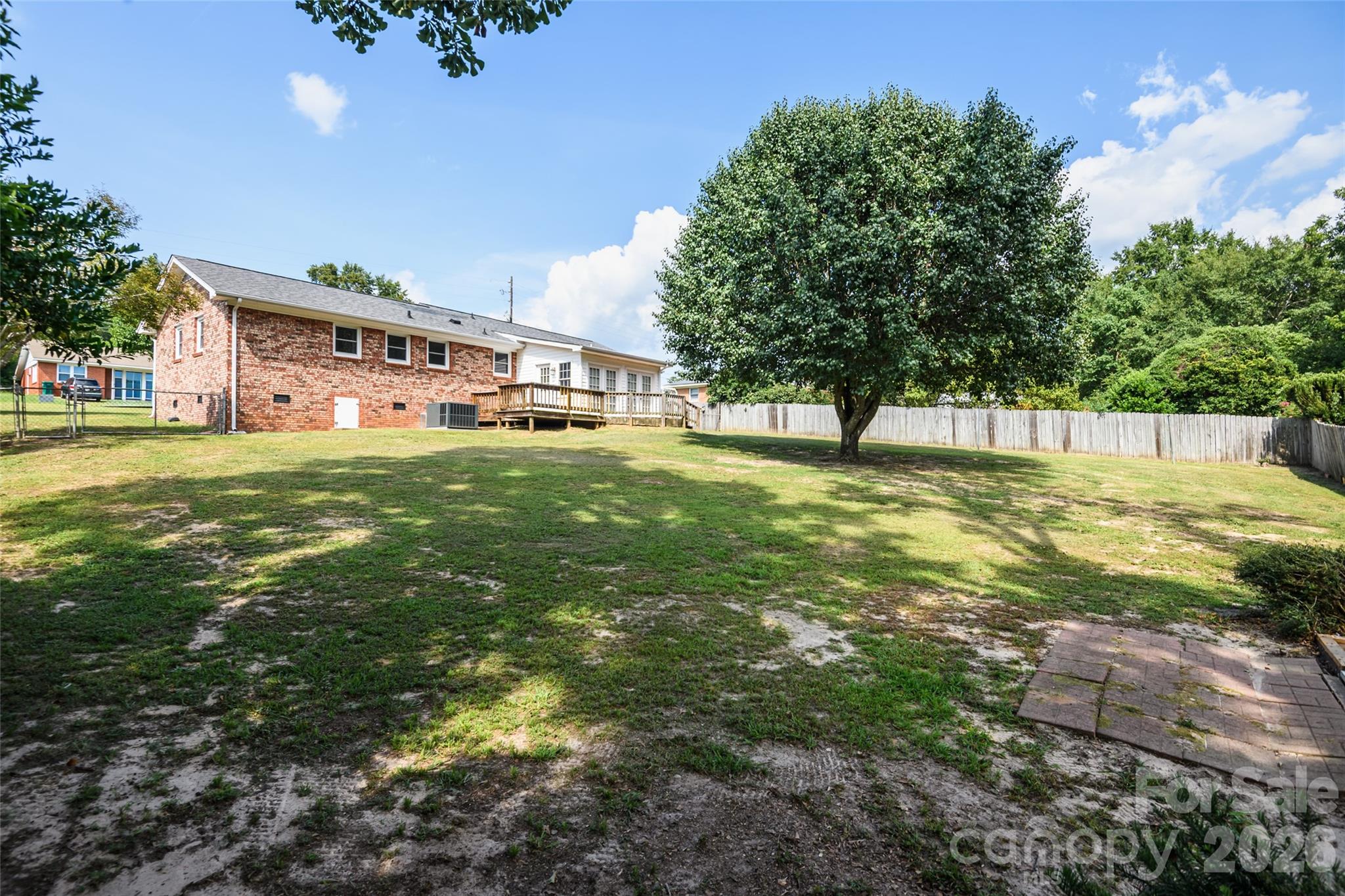 5426 Oakcrest Road — Sumter