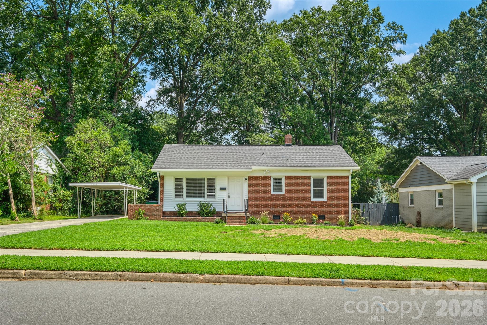 1062 Dresden Drive W — Charlotte