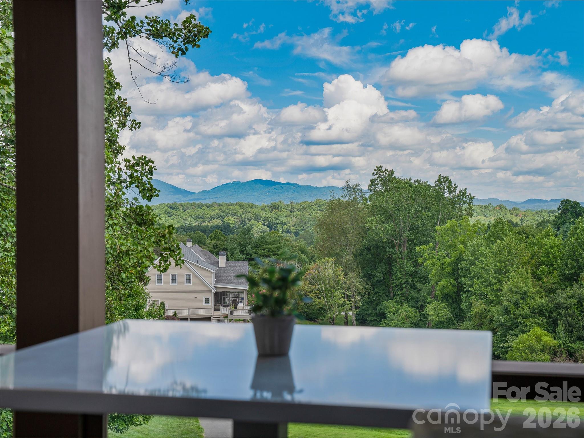 143 Gracie Lane — Mills River