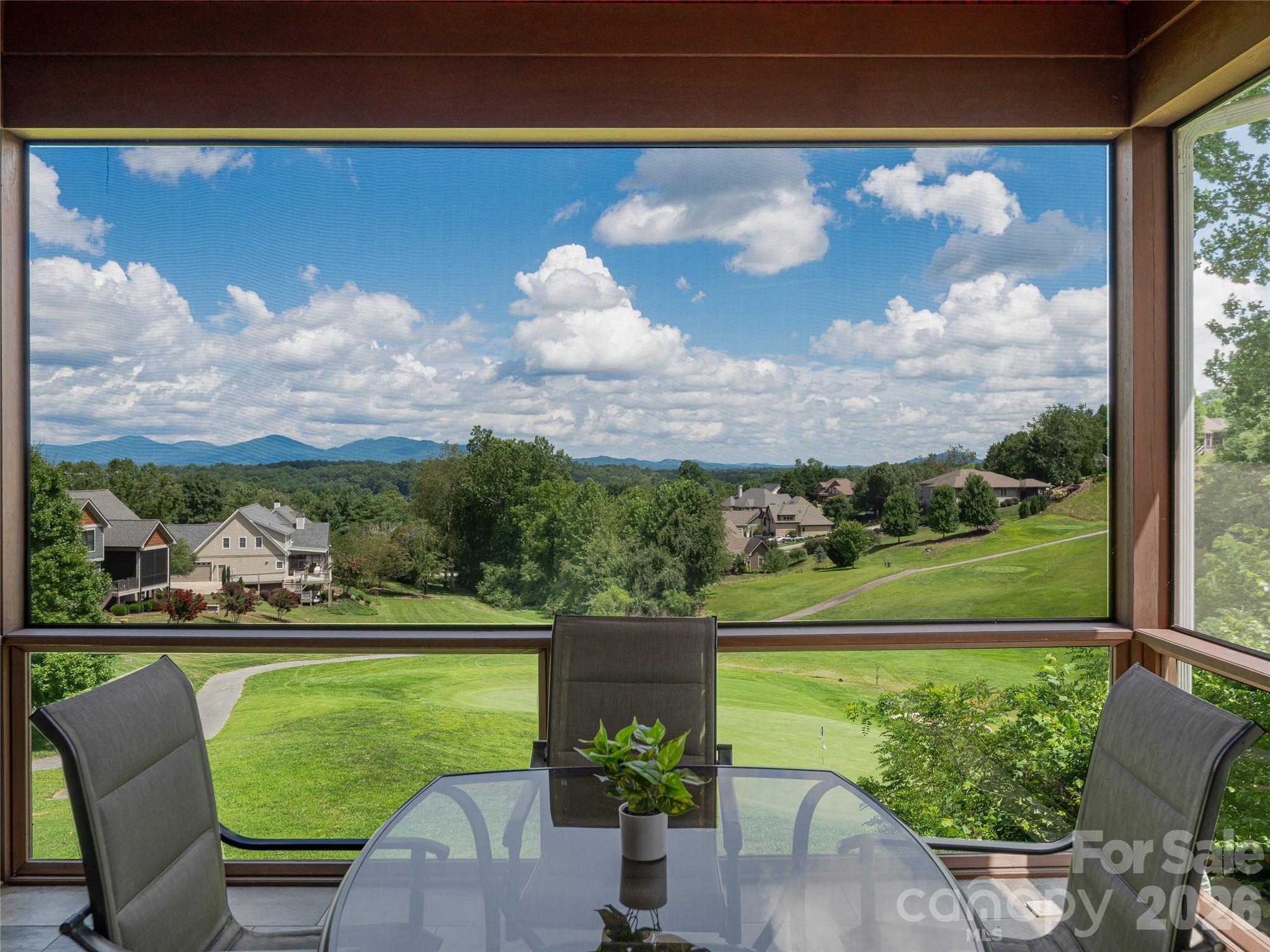 143 Gracie Lane — Mills River
