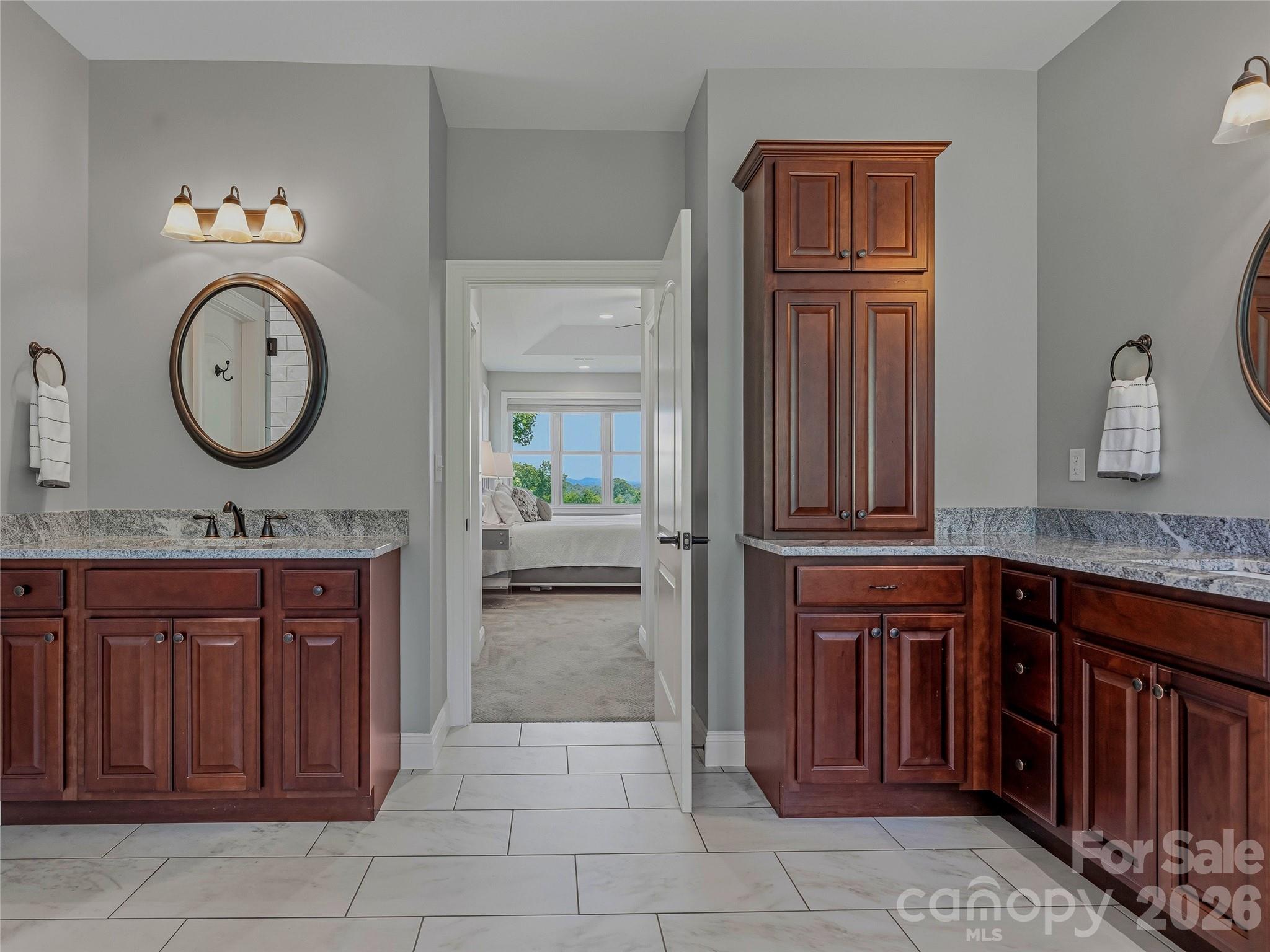 143 Gracie Lane — Mills River