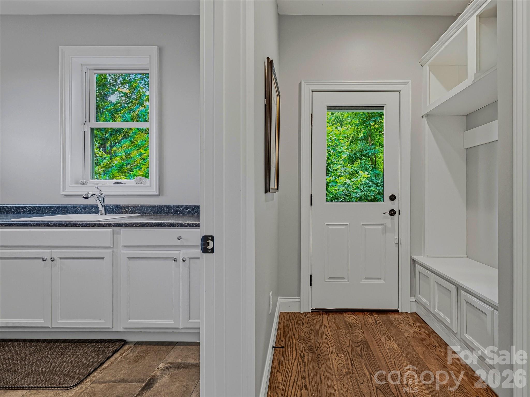143 Gracie Lane — Mills River