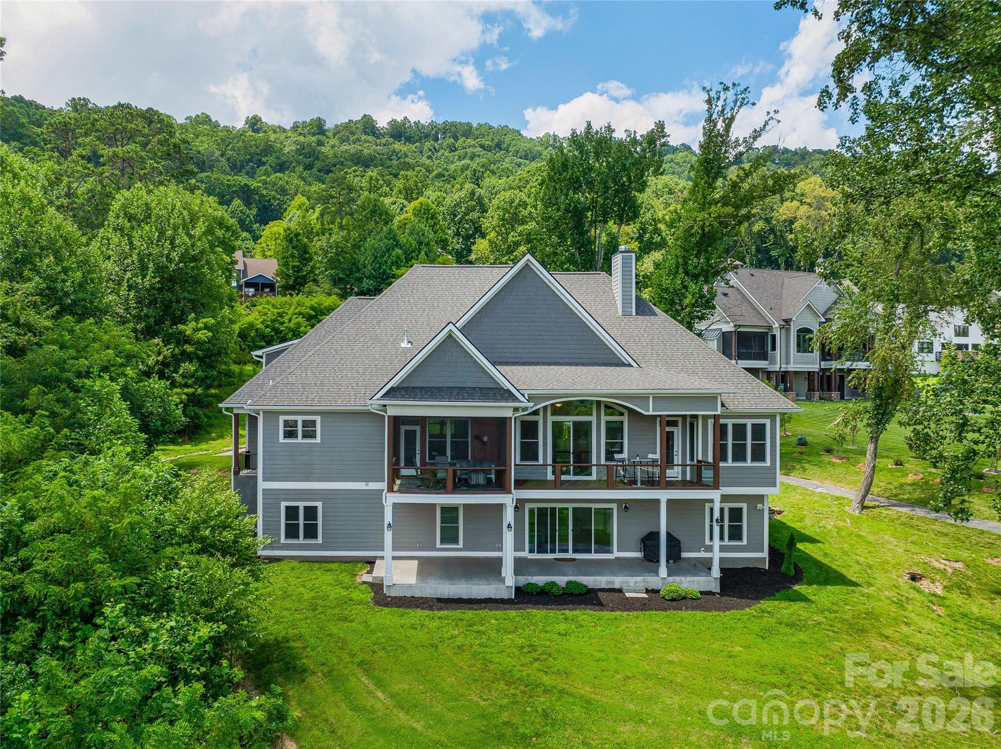 143 Gracie Lane — Mills River