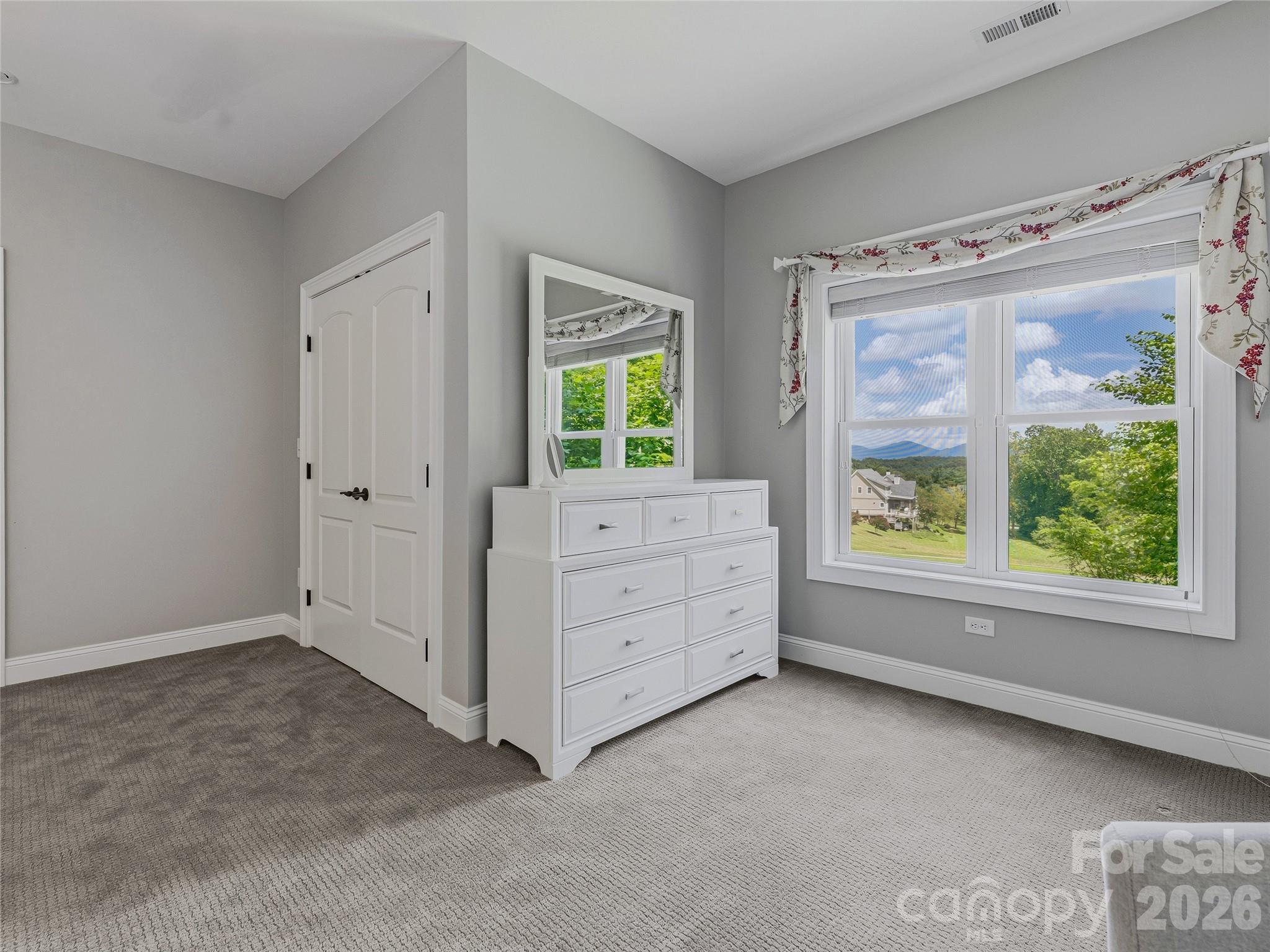 143 Gracie Lane — Mills River