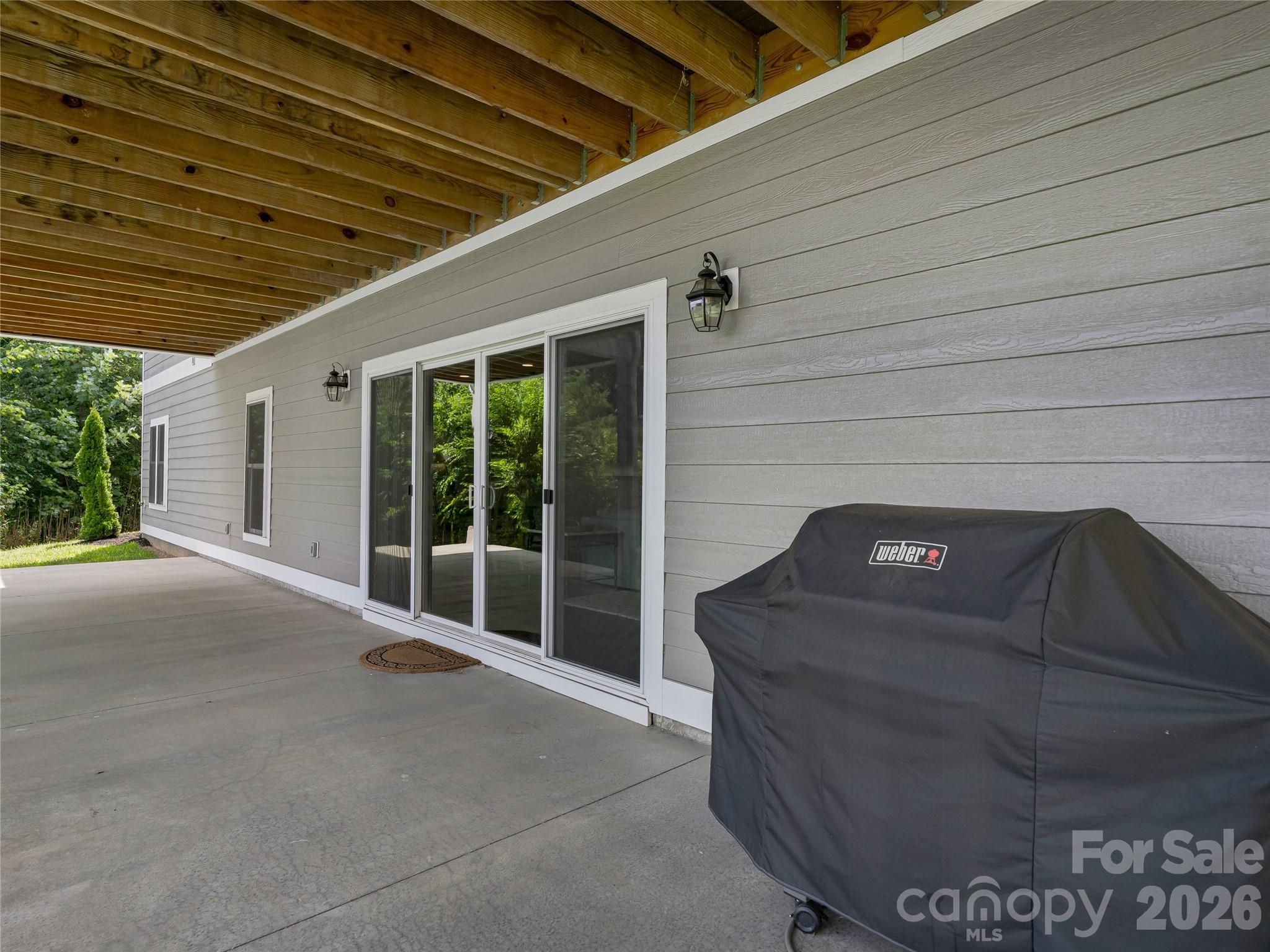 143 Gracie Lane — Mills River