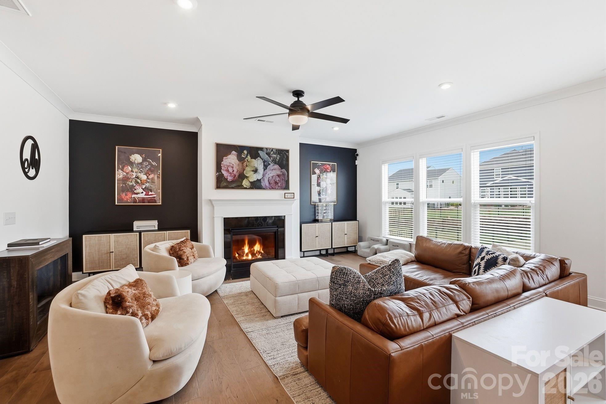 11016 Larkslea Lane — Charlotte