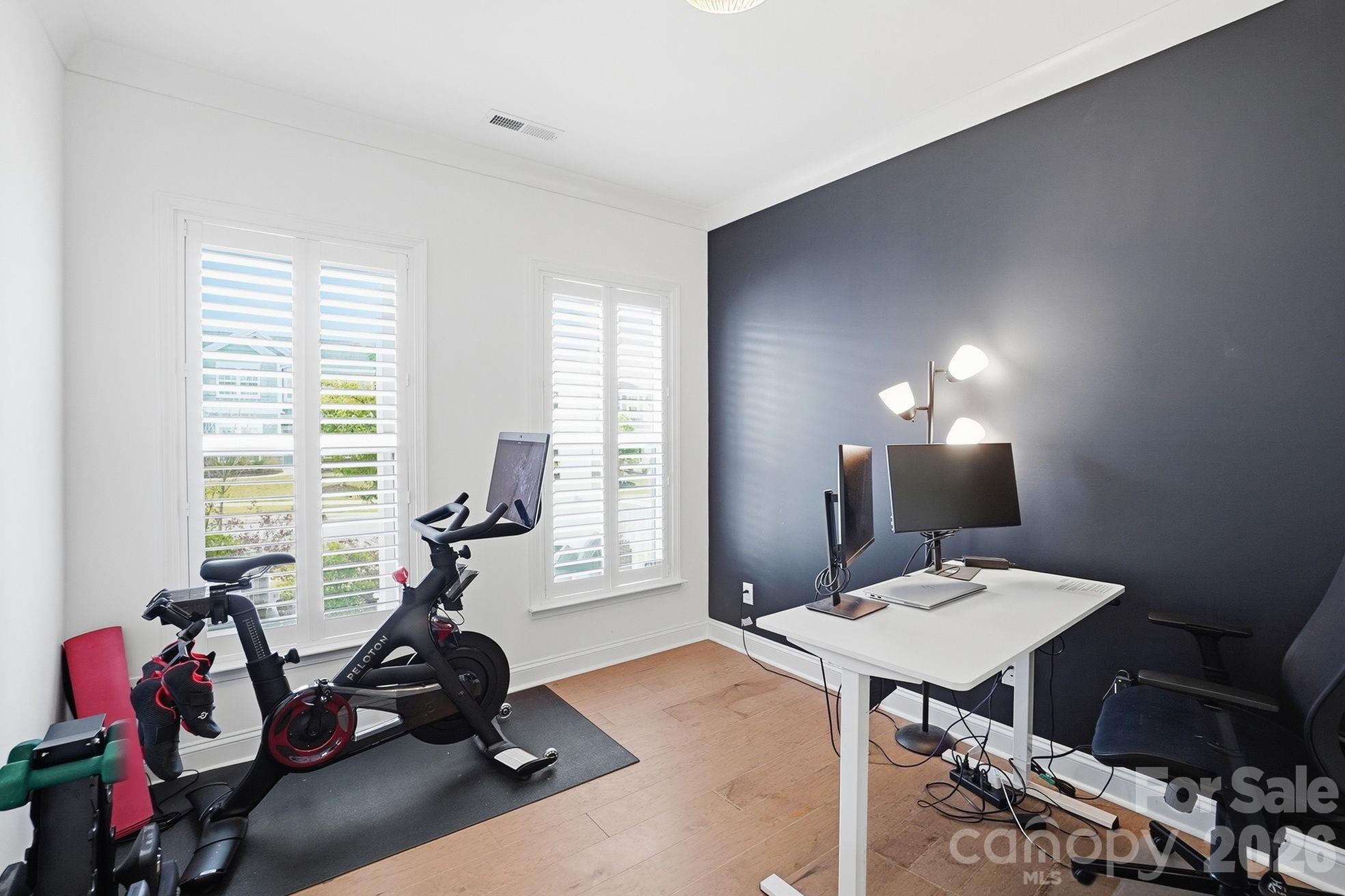 11016 Larkslea Lane — Charlotte