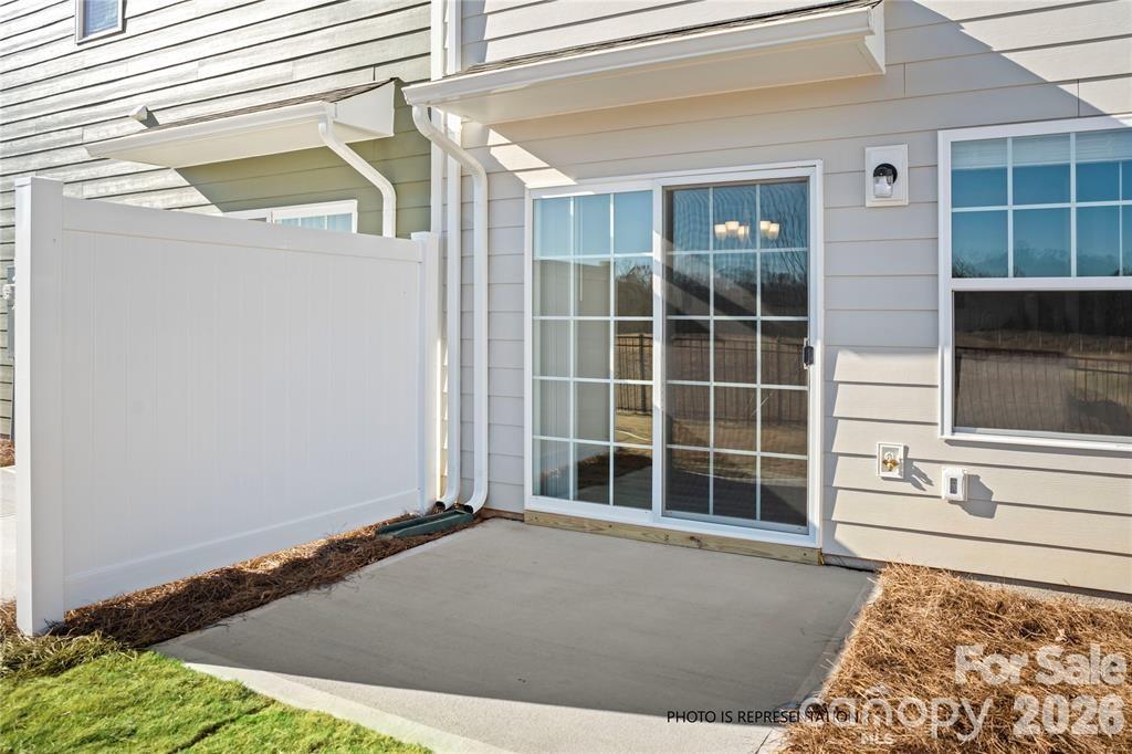 5274 Lashawn Lane #3104 — Stanley