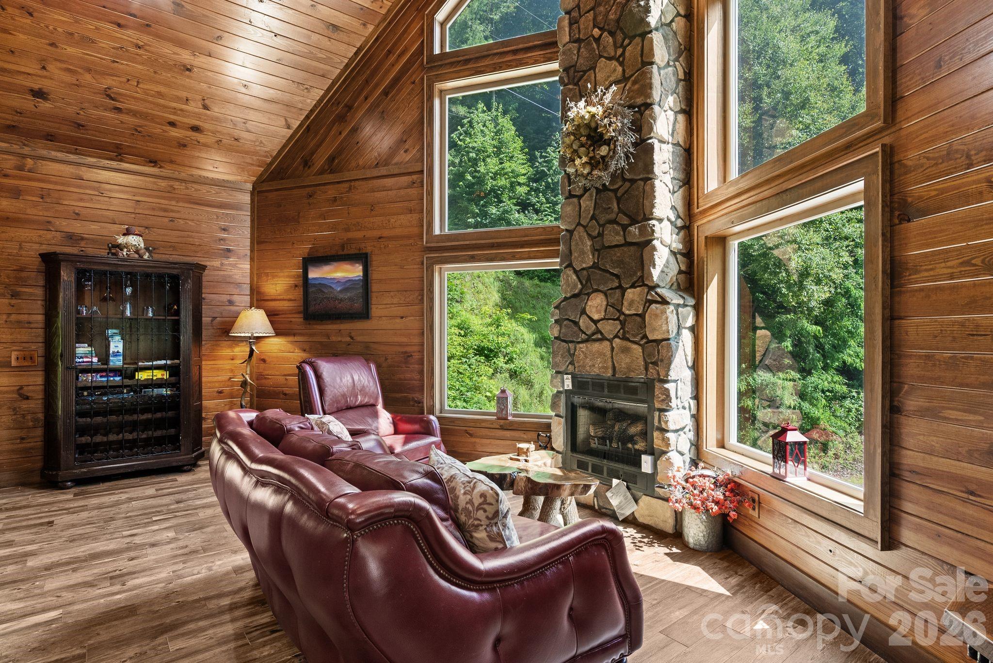 100 Moonshineholler Drive — Maggie Valley