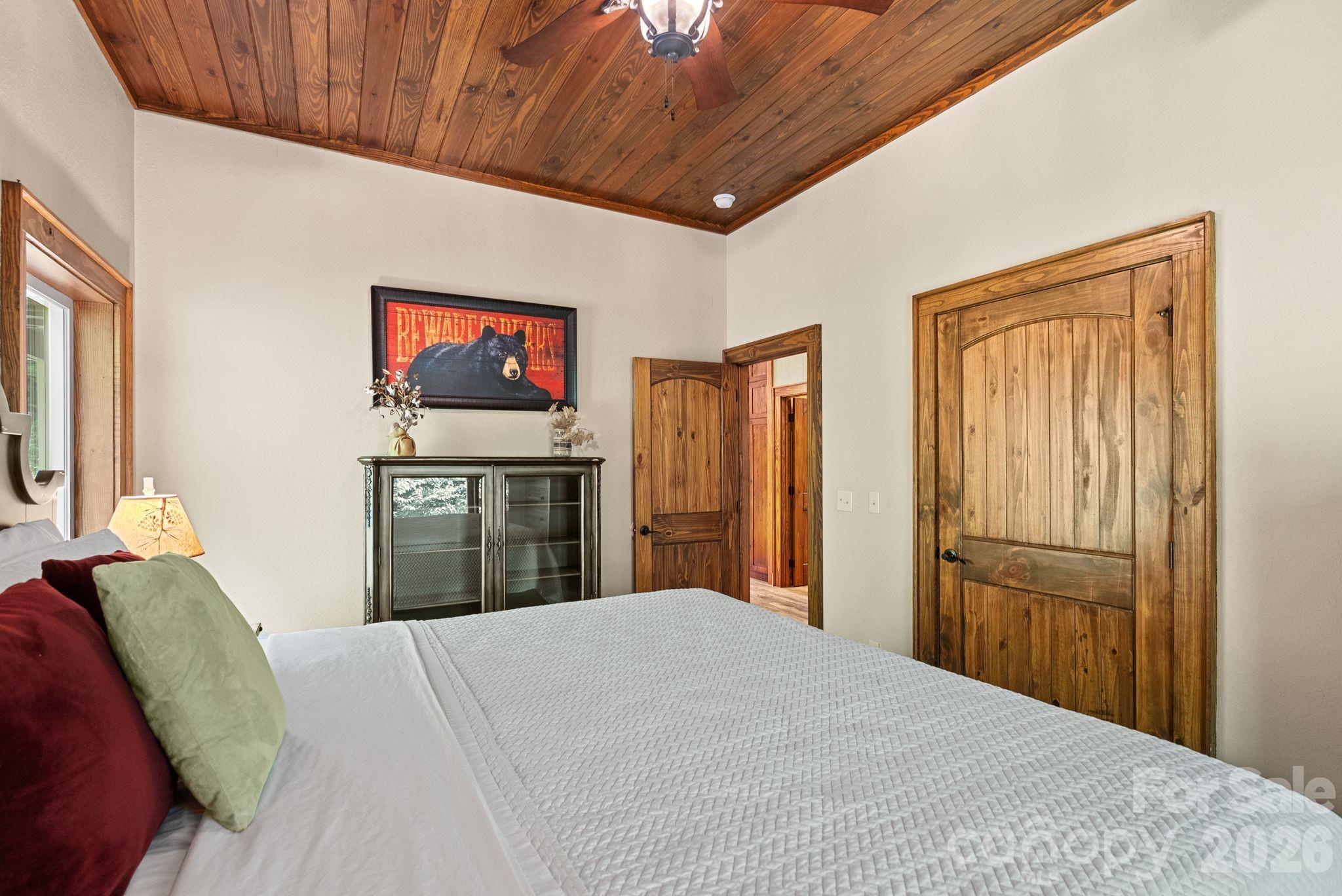 100 Moonshineholler Drive — Maggie Valley