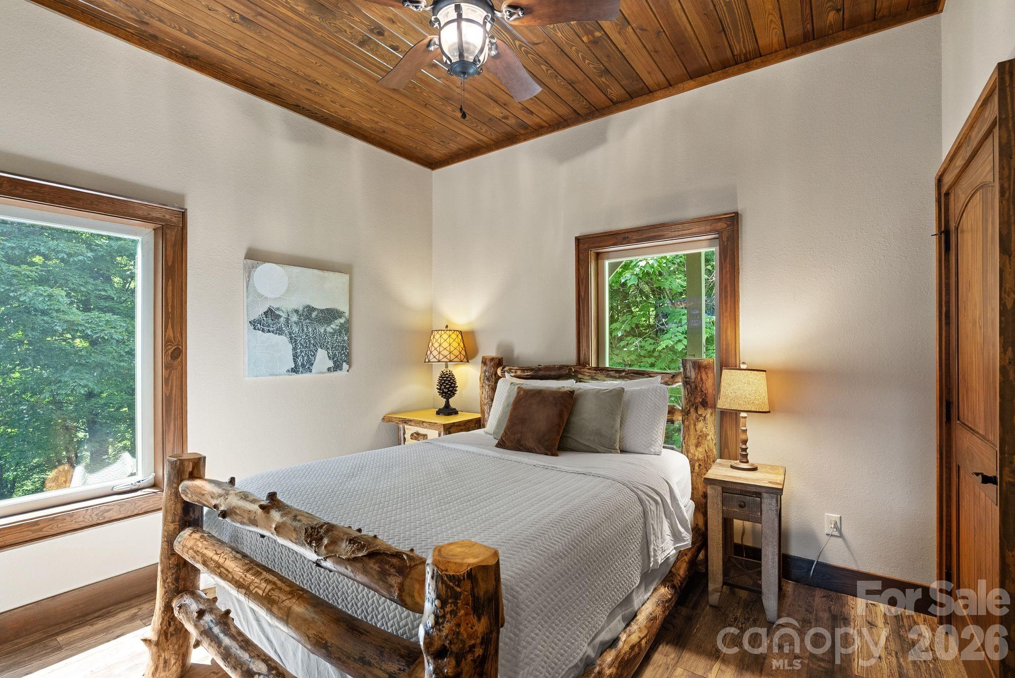 100 Moonshineholler Drive — Maggie Valley