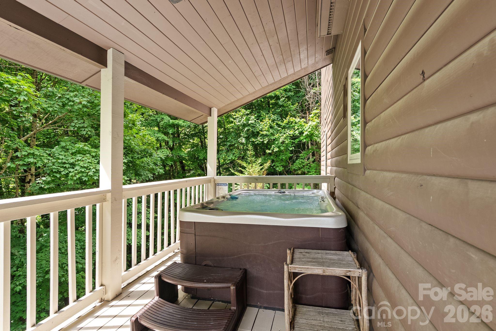 100 Moonshineholler Drive — Maggie Valley