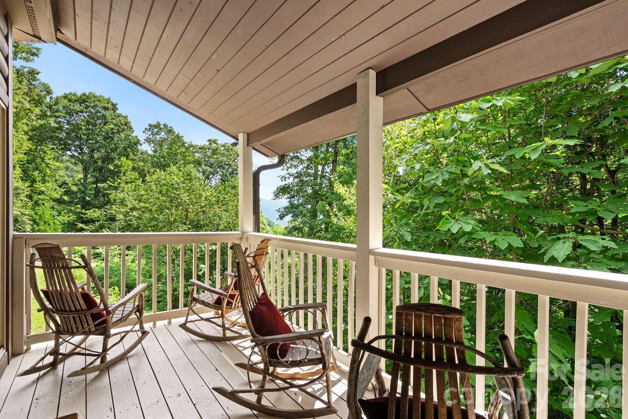 100 Moonshineholler Drive — Maggie Valley