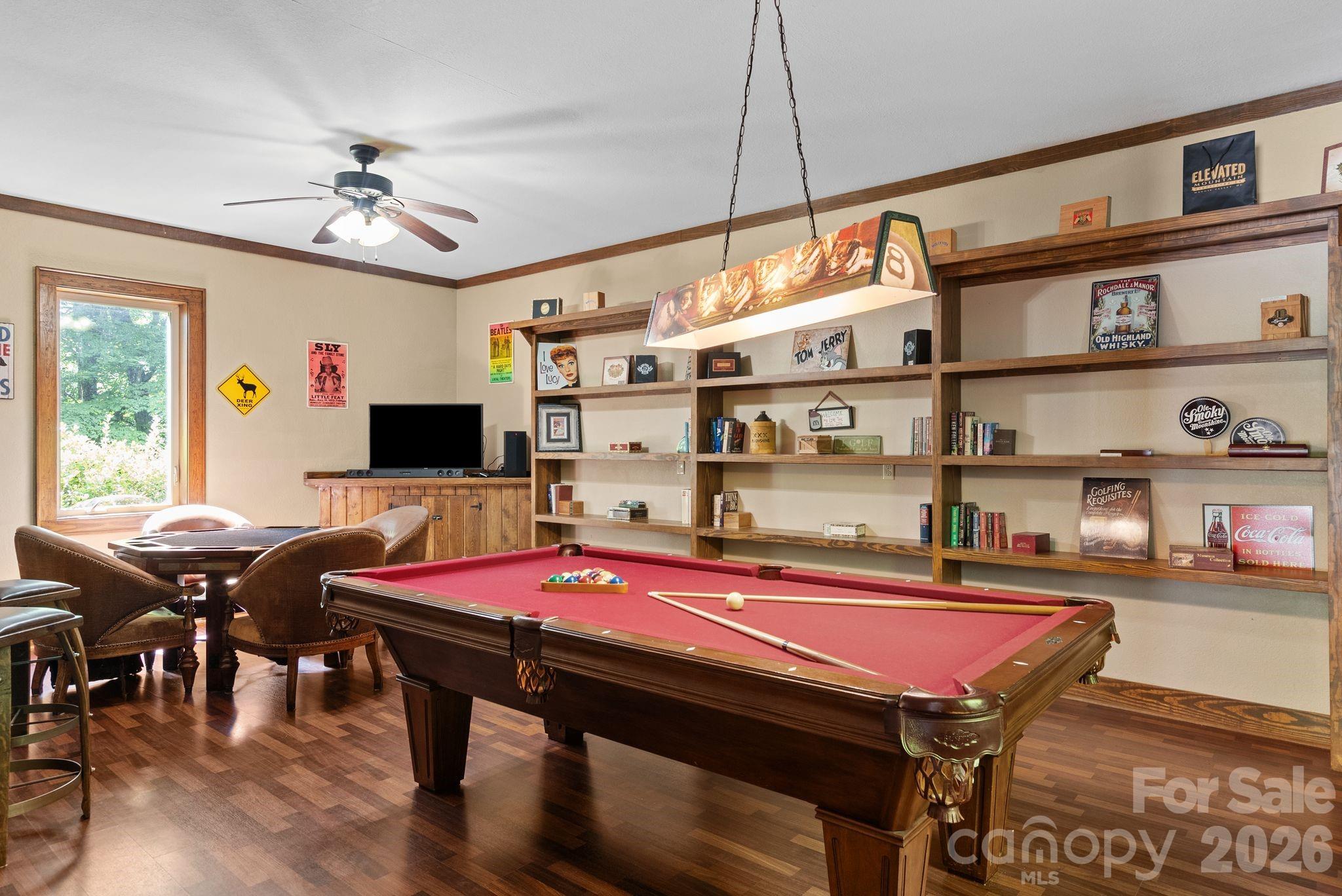 100 Moonshineholler Drive — Maggie Valley