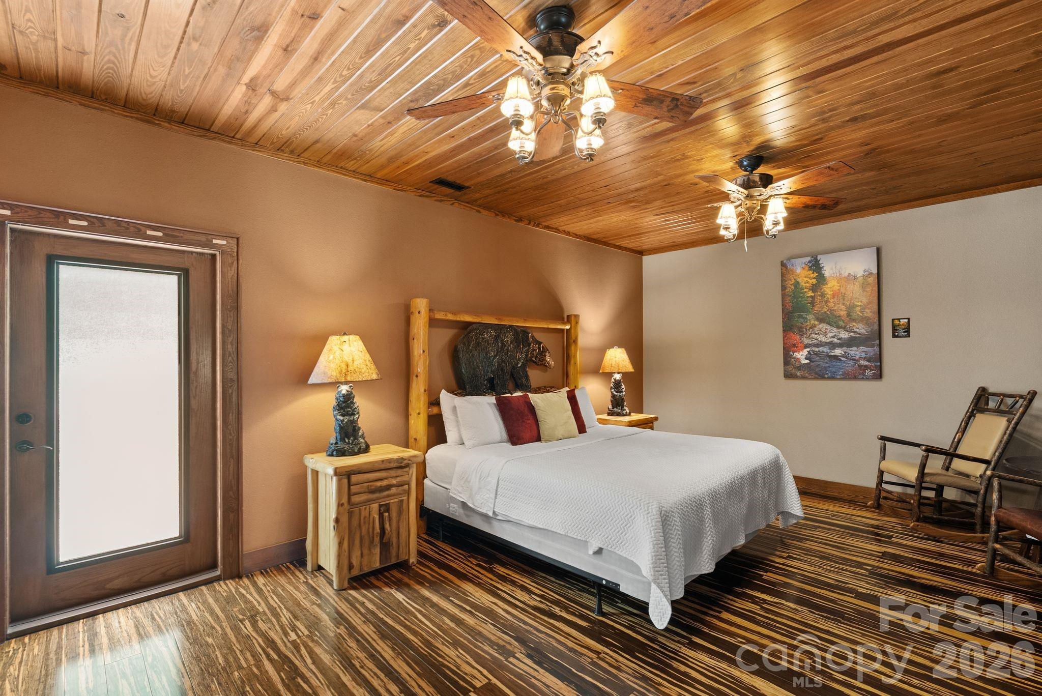 100 Moonshineholler Drive — Maggie Valley