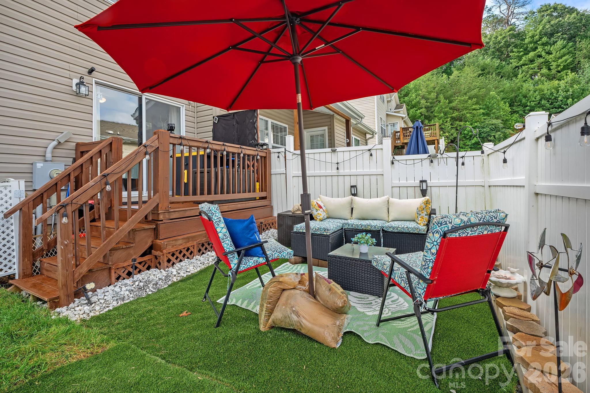 109 Loch Haven Road — Swannanoa