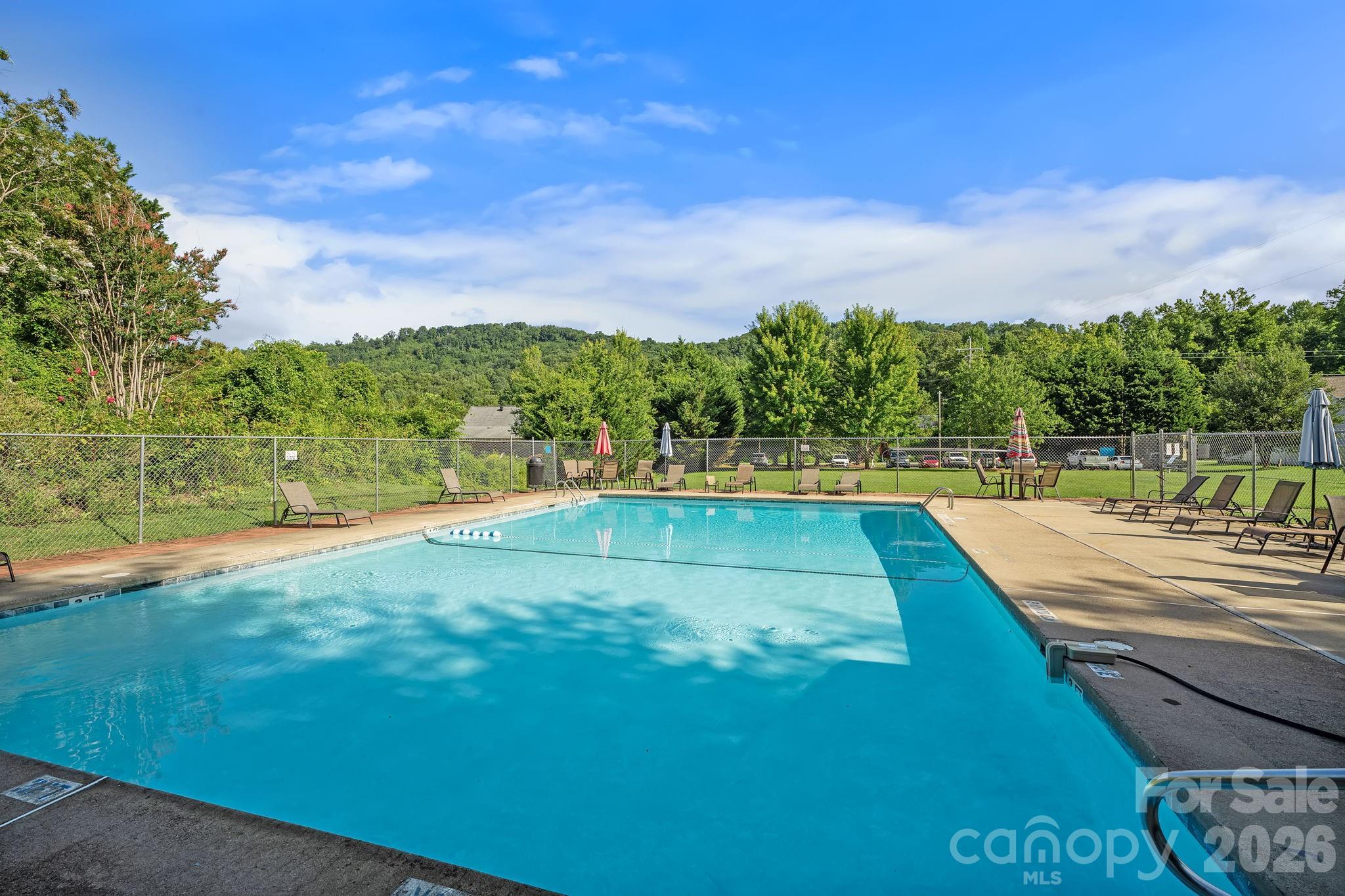 109 Loch Haven Road — Swannanoa