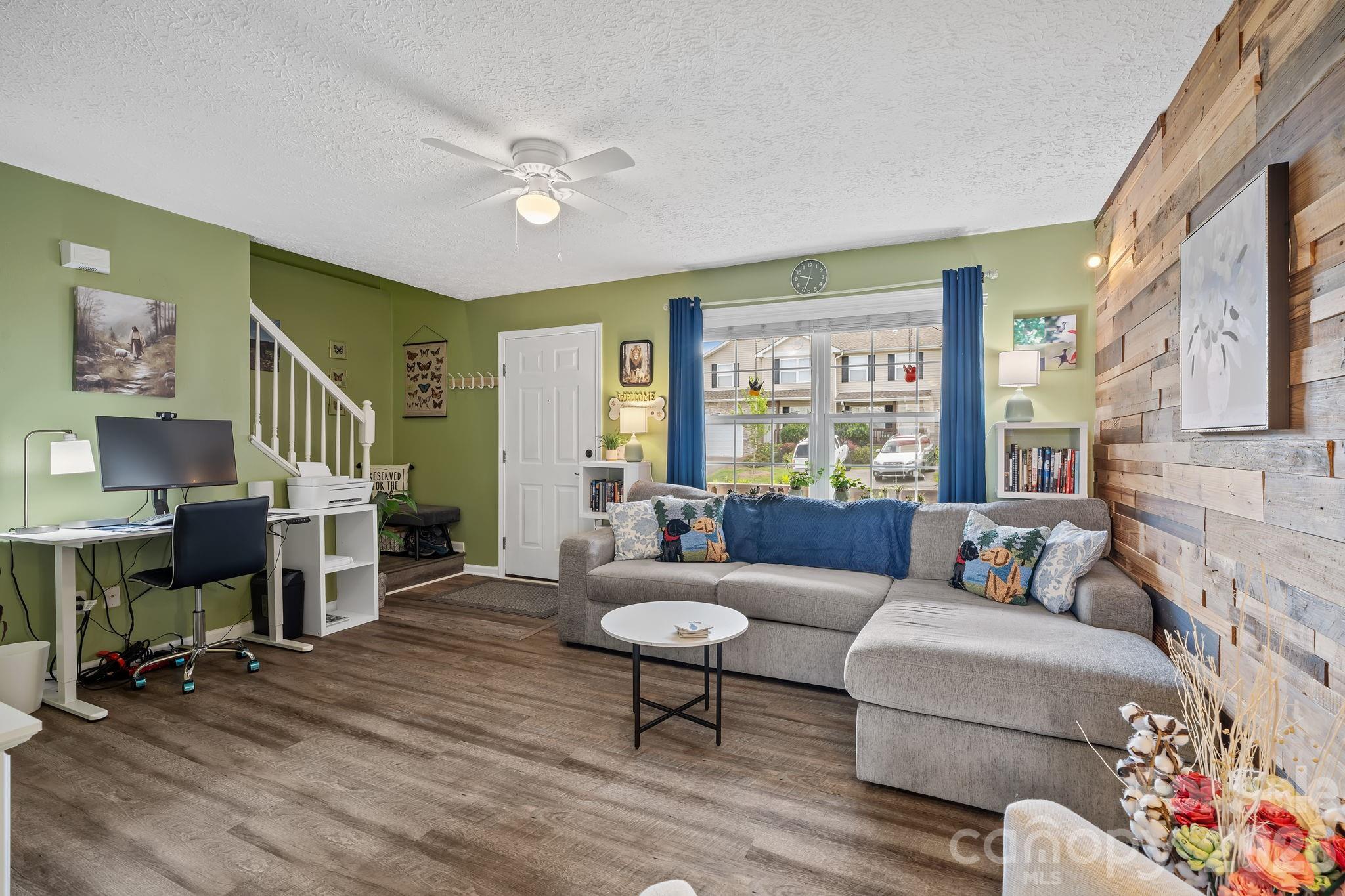 109 Loch Haven Road — Swannanoa
