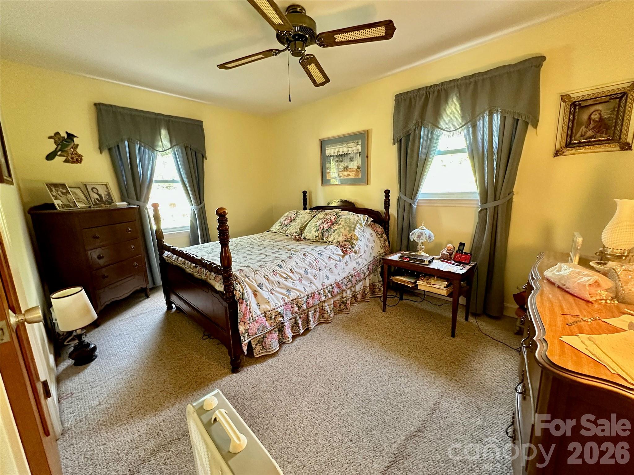 7200 Woodstock Drive — Charlotte