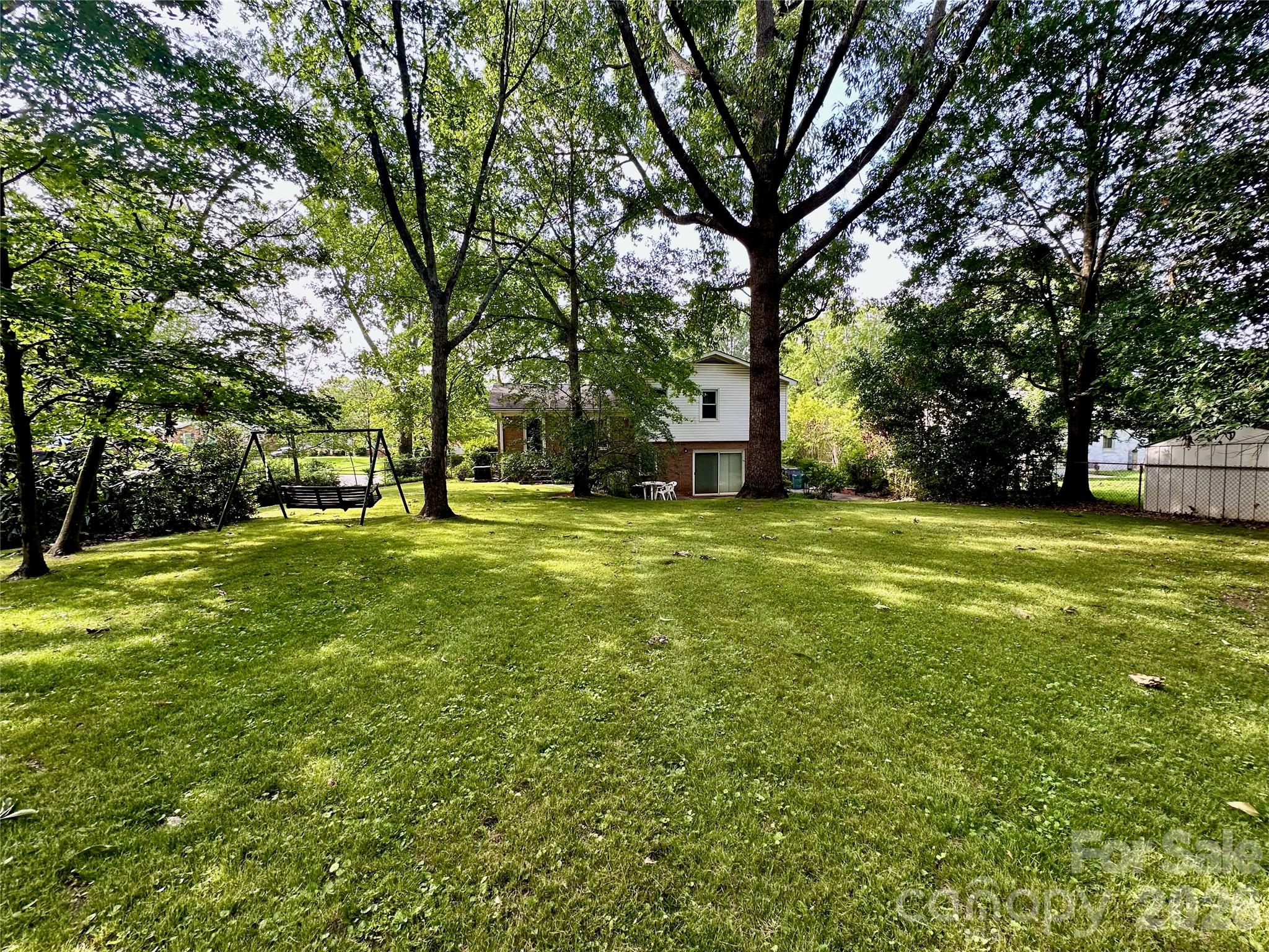 7200 Woodstock Drive — Charlotte