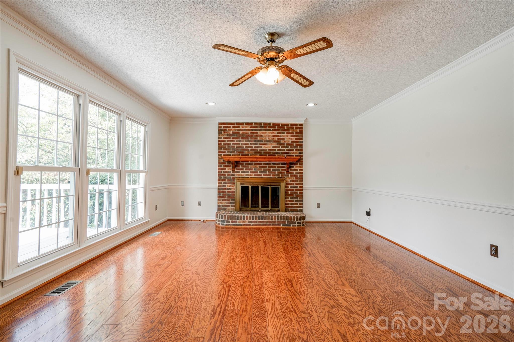144 Oak Point Drive — Cherryville