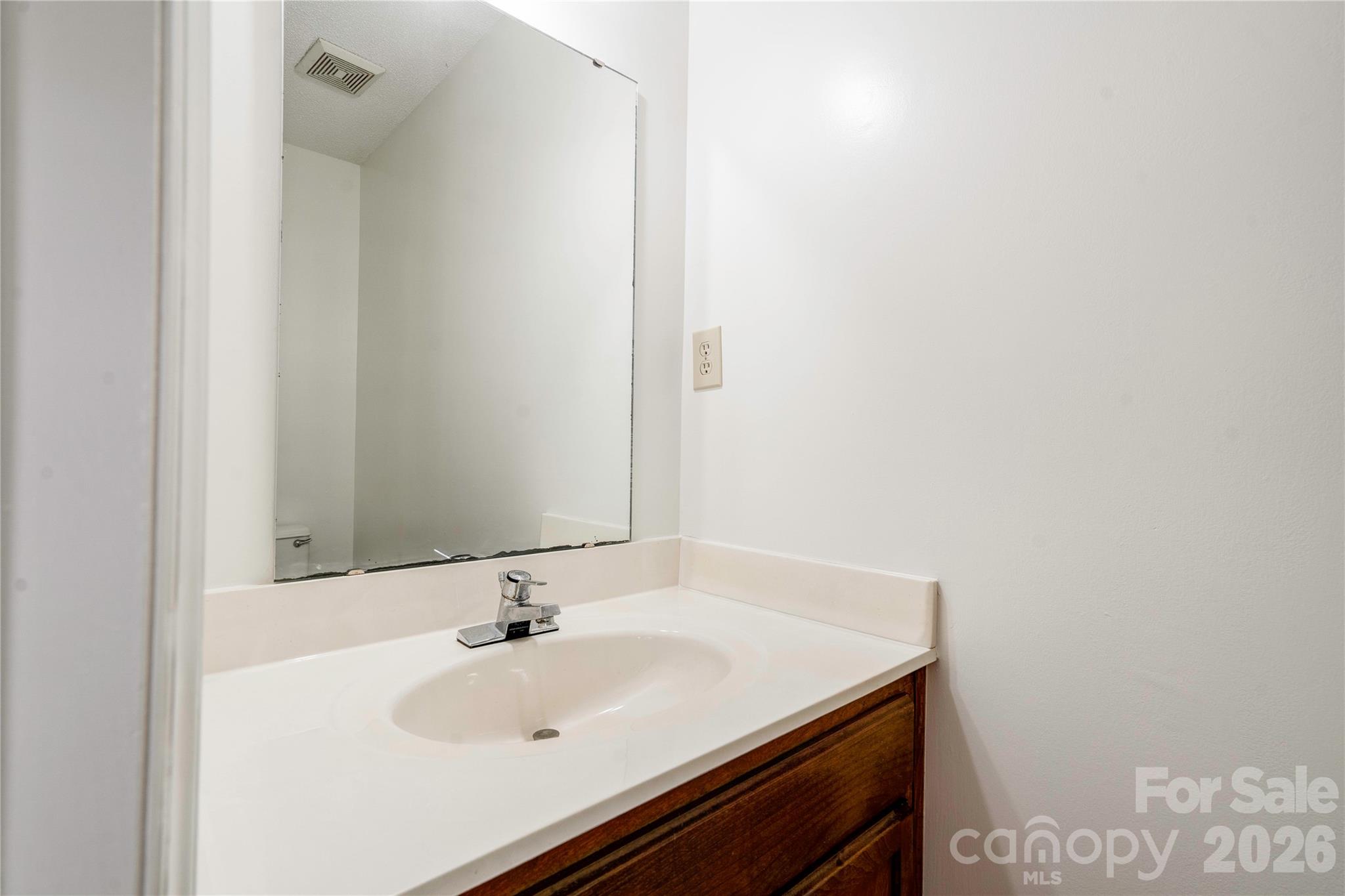 144 Oak Point Drive — Cherryville
