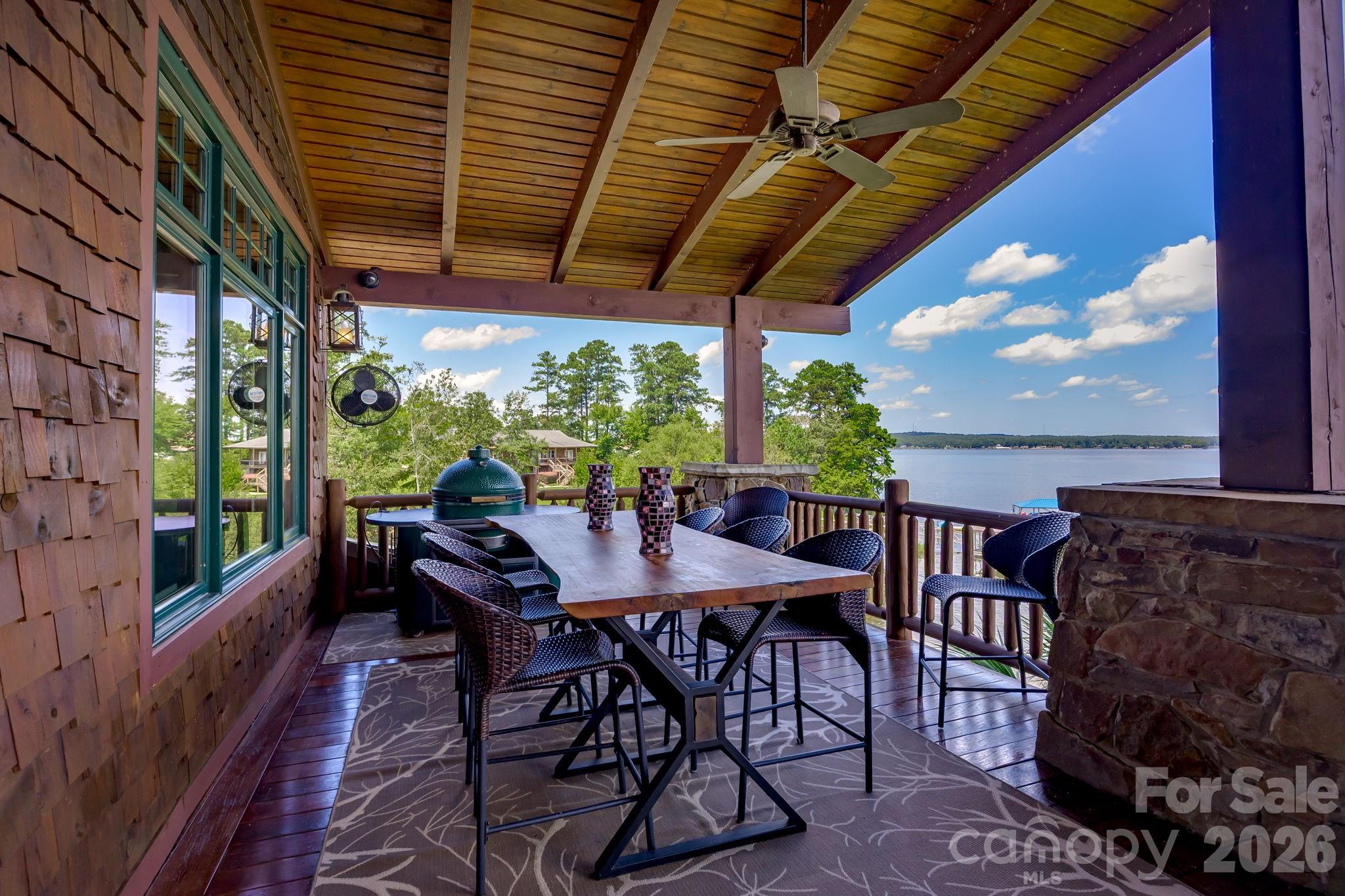 197 Smooth Rock Point — Ridgeway