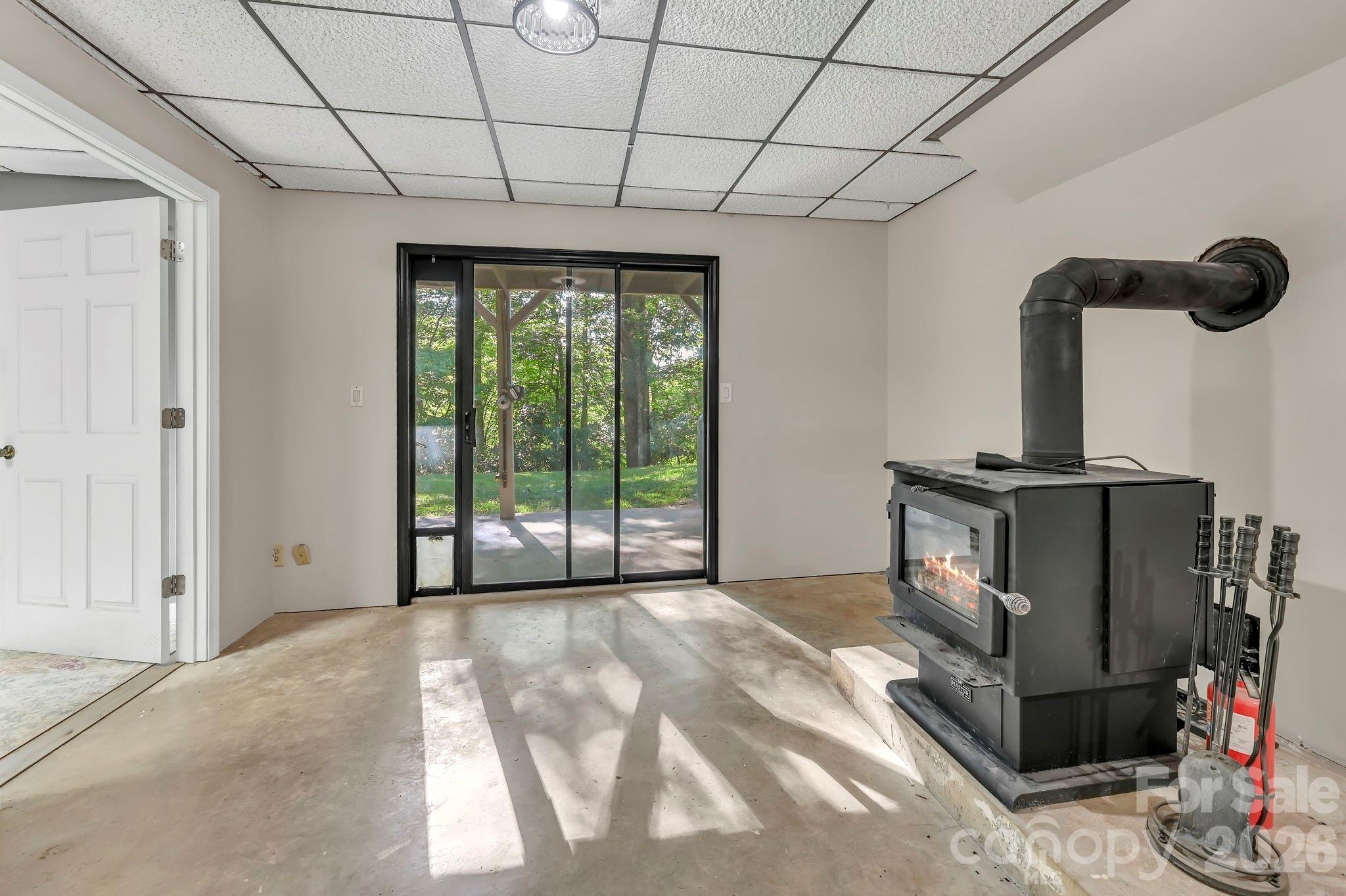 426 Meadowood Lane — Burnsville