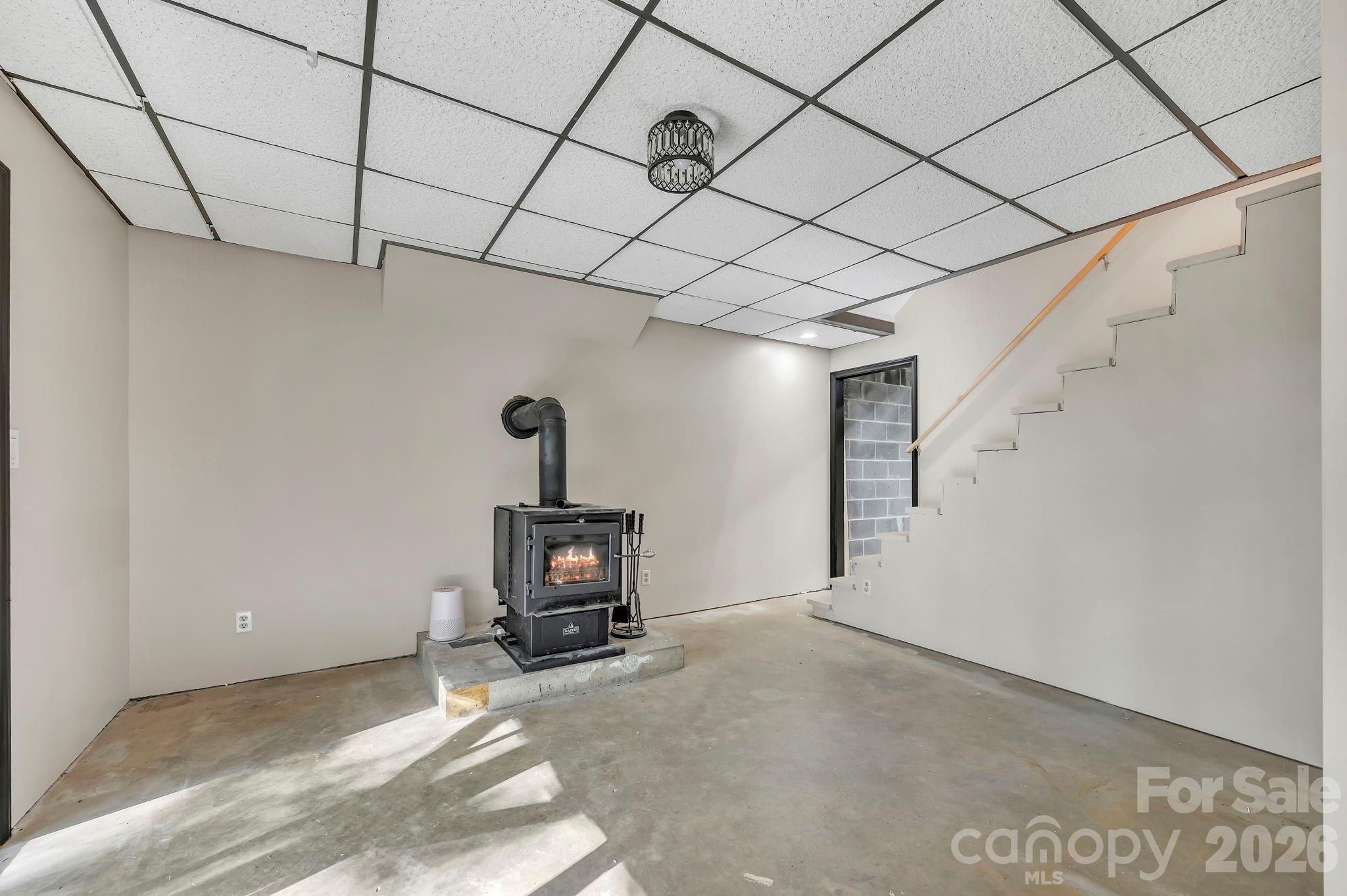 426 Meadowood Lane — Burnsville