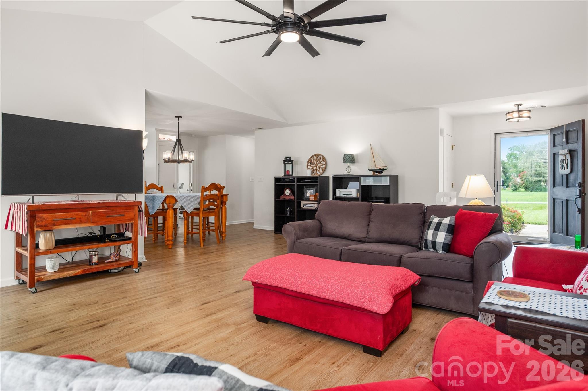 3209 Monte Drive — Monroe