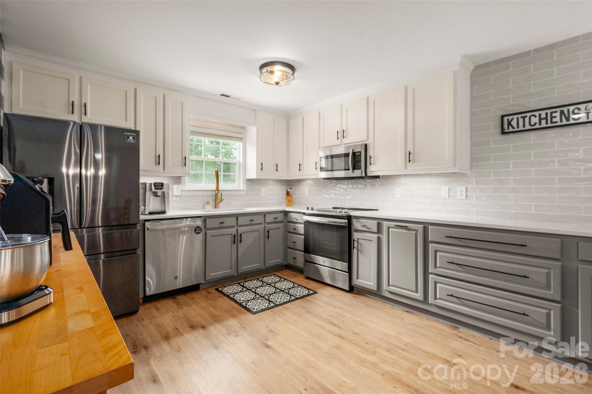 3209 Monte Drive — Monroe