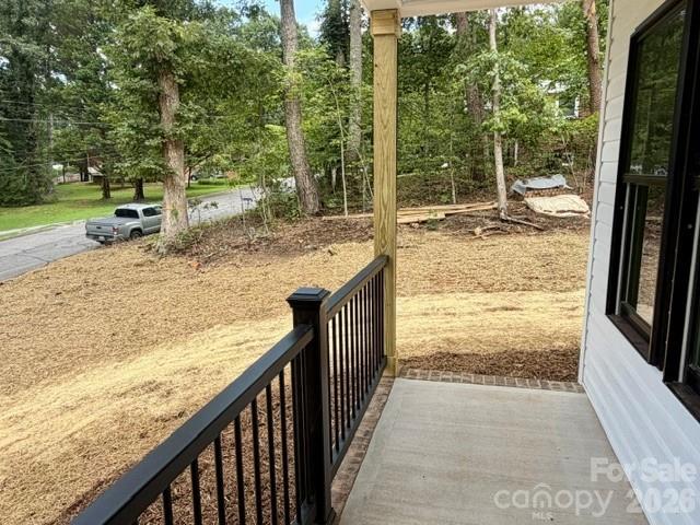 1135 Pinebrook Avenue SE — Valdese