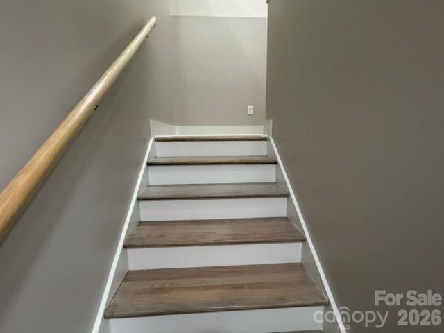 1135 Pinebrook Avenue SE — Valdese