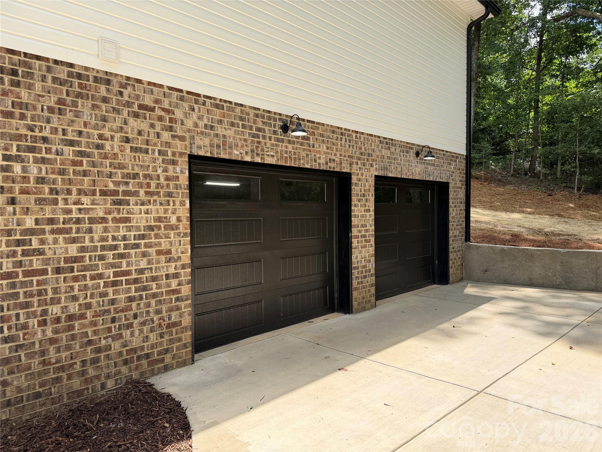 1135 Pinebrook Avenue SE — Valdese
