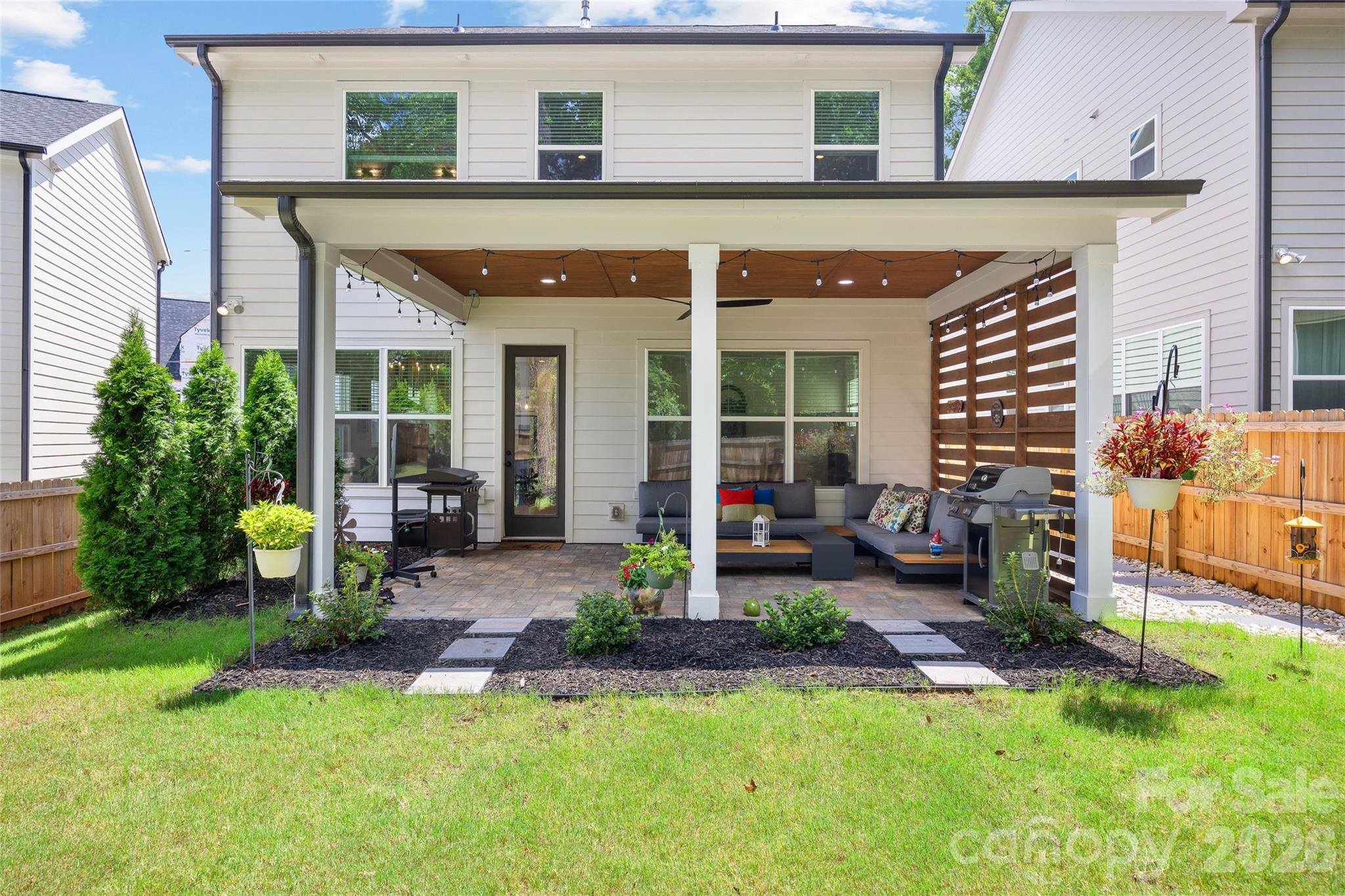 812 State Street — Charlotte