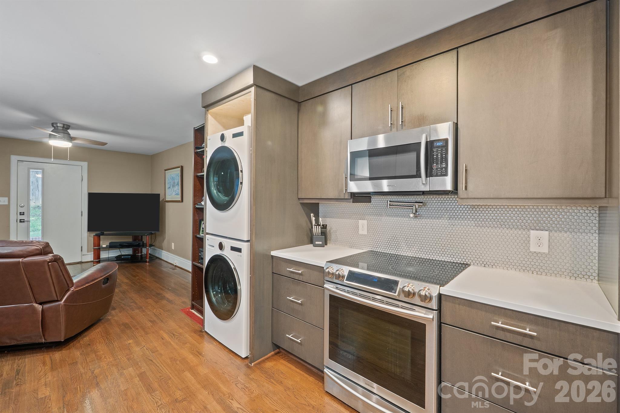1812 Van Buren Avenue — Charlotte