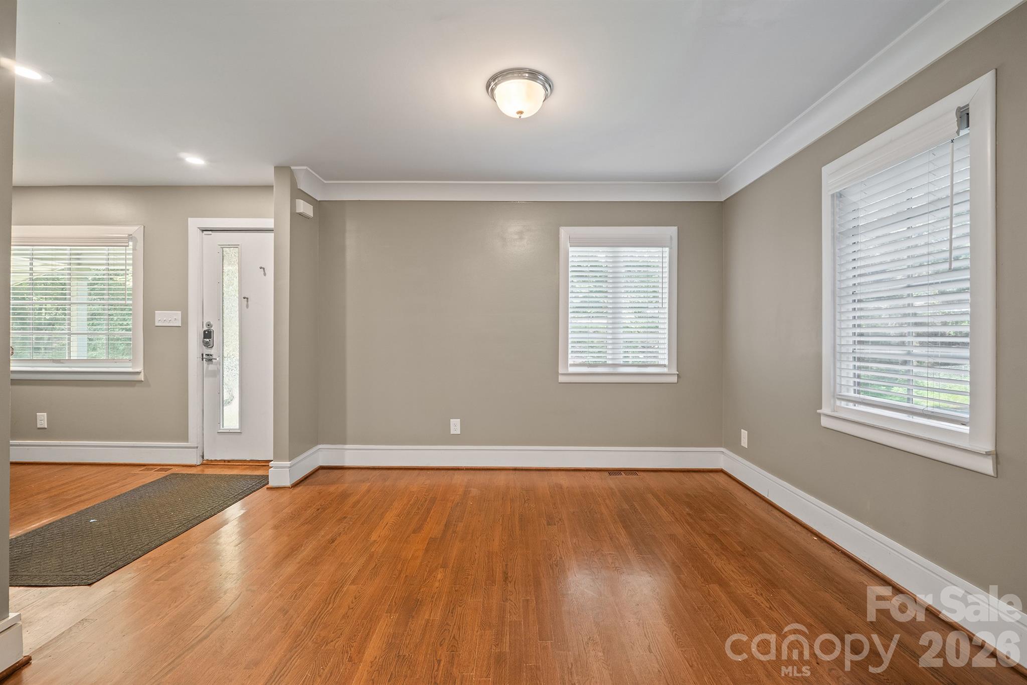 1812 Van Buren Avenue — Charlotte