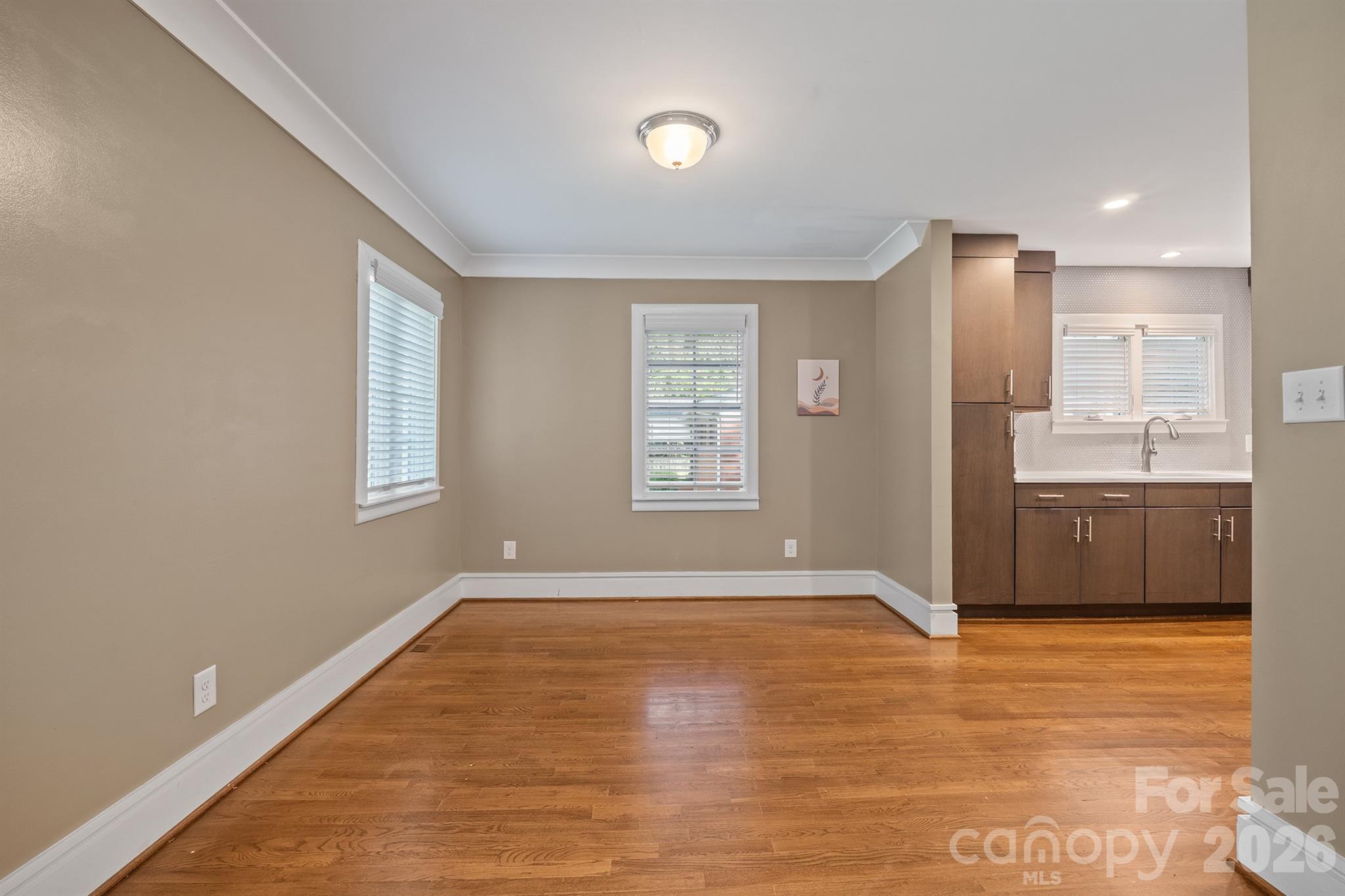 1812 Van Buren Avenue — Charlotte