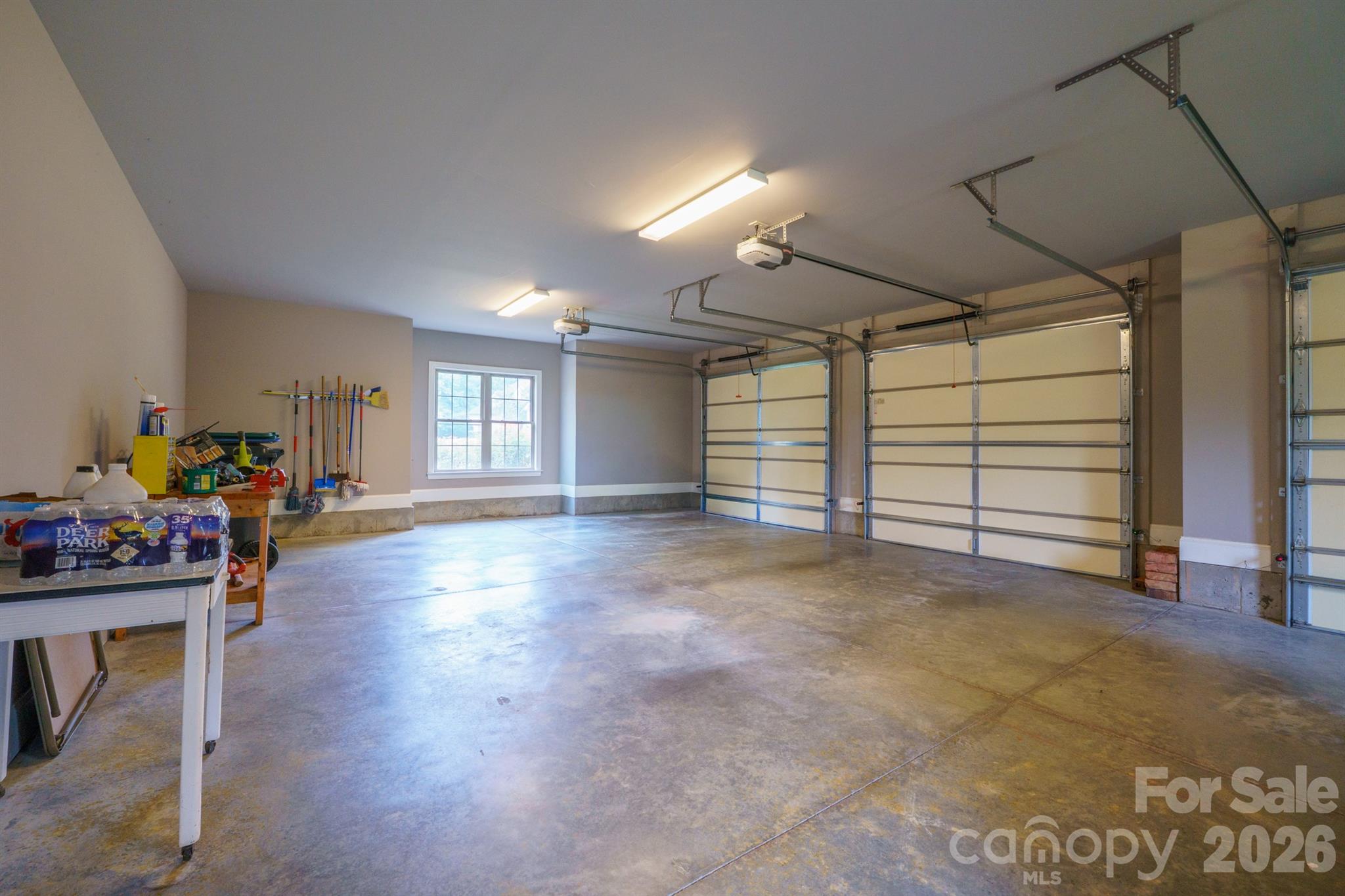 121 Cheyenne Lane — Statesville
