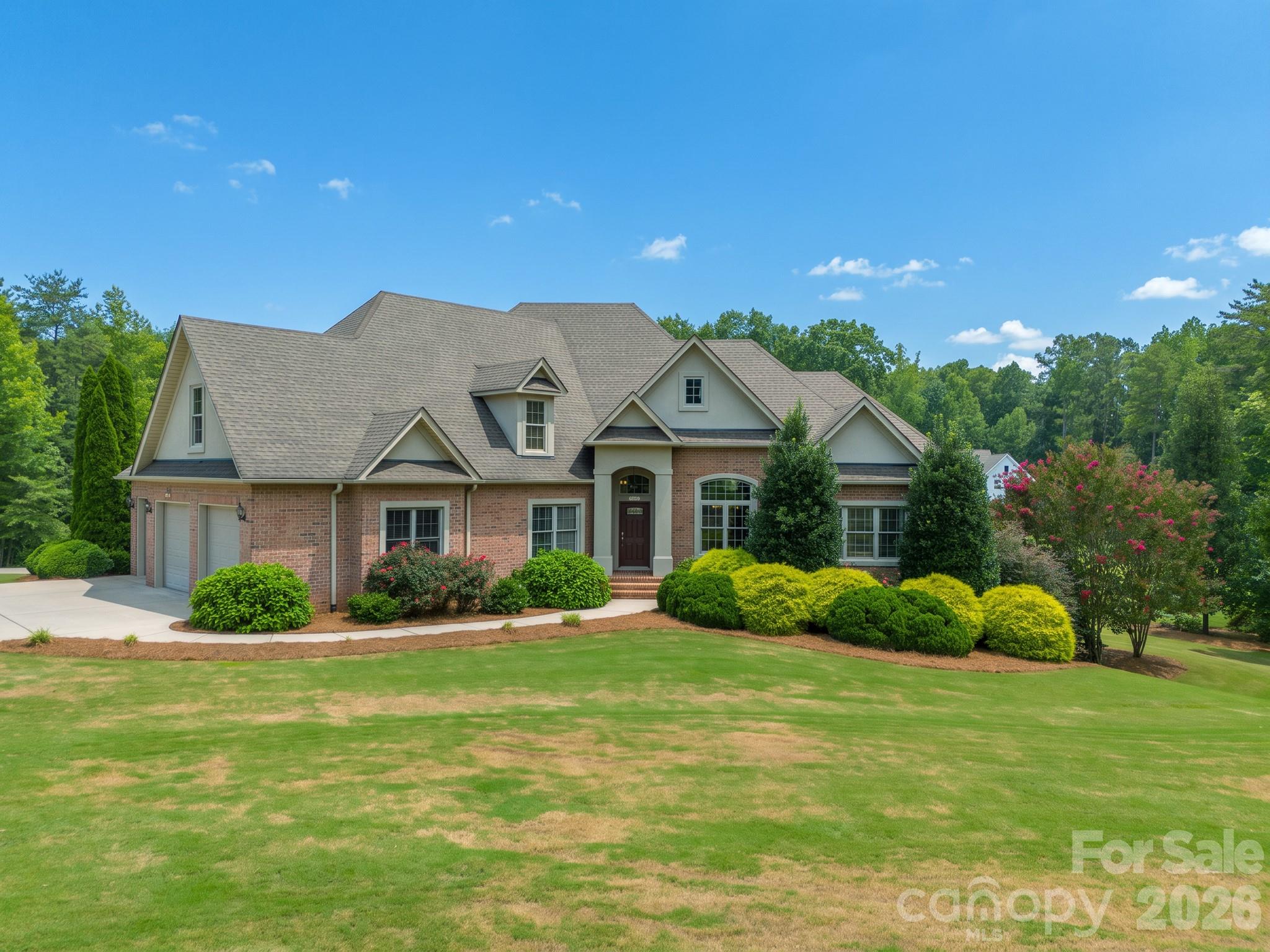 121 Cheyenne Lane — Statesville